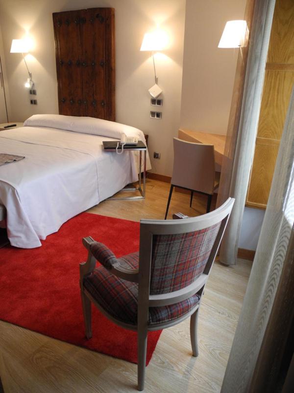 Hospedería Chapitel