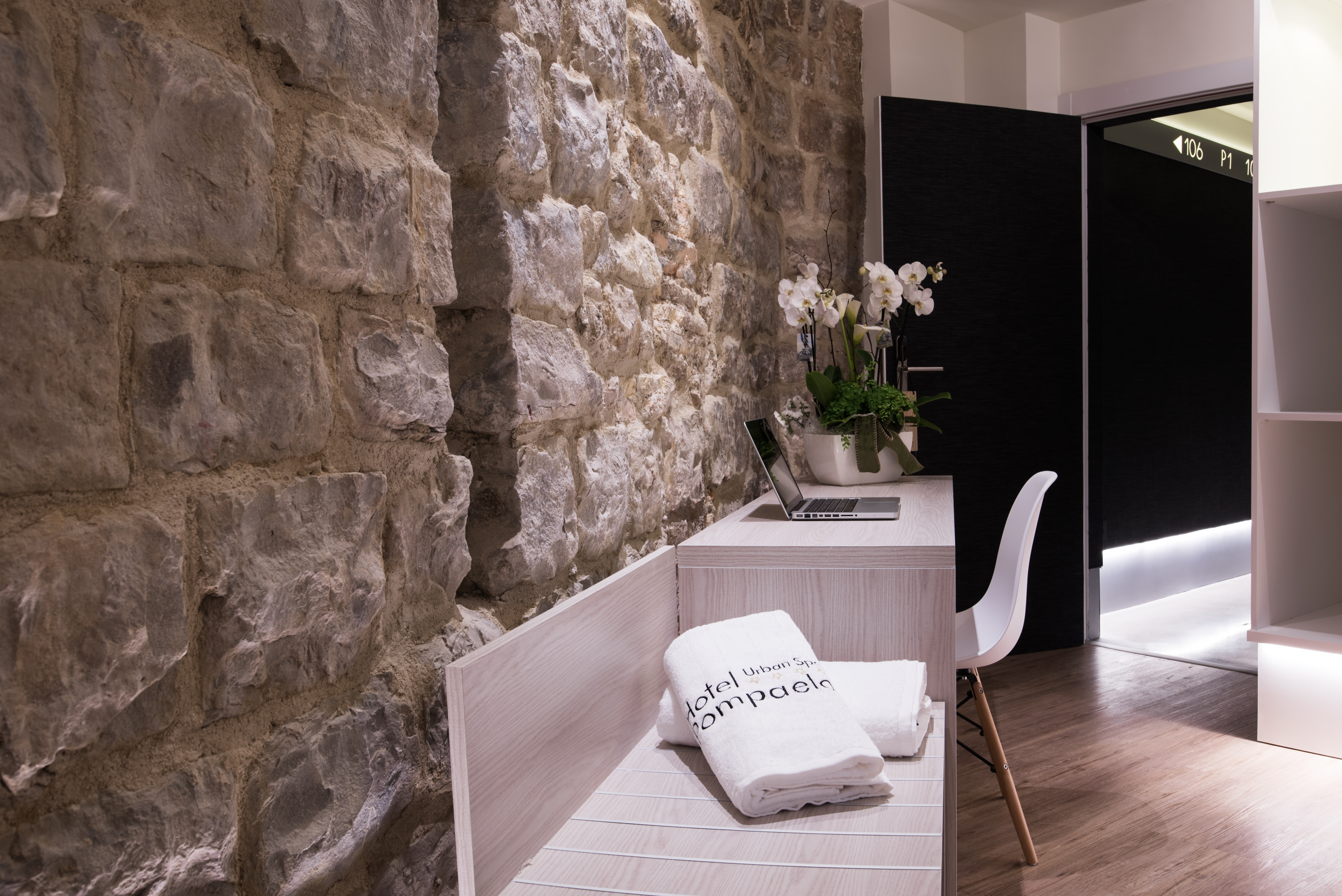 Hotel Pompaelo Urban Spa