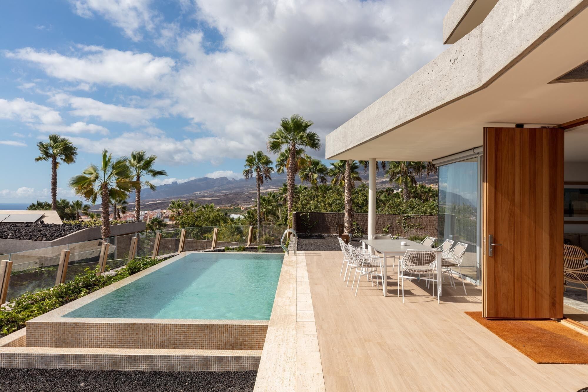 Los Jardines De Abama Suites
