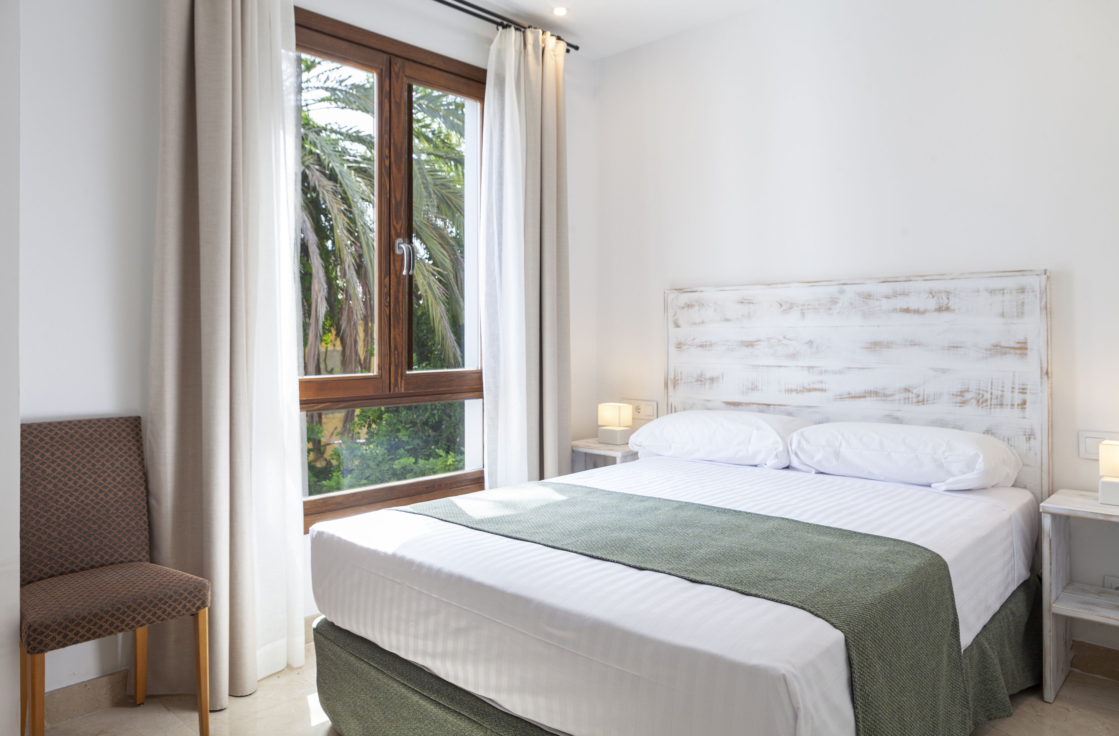Ad Hoc Vitae Retreats & Health