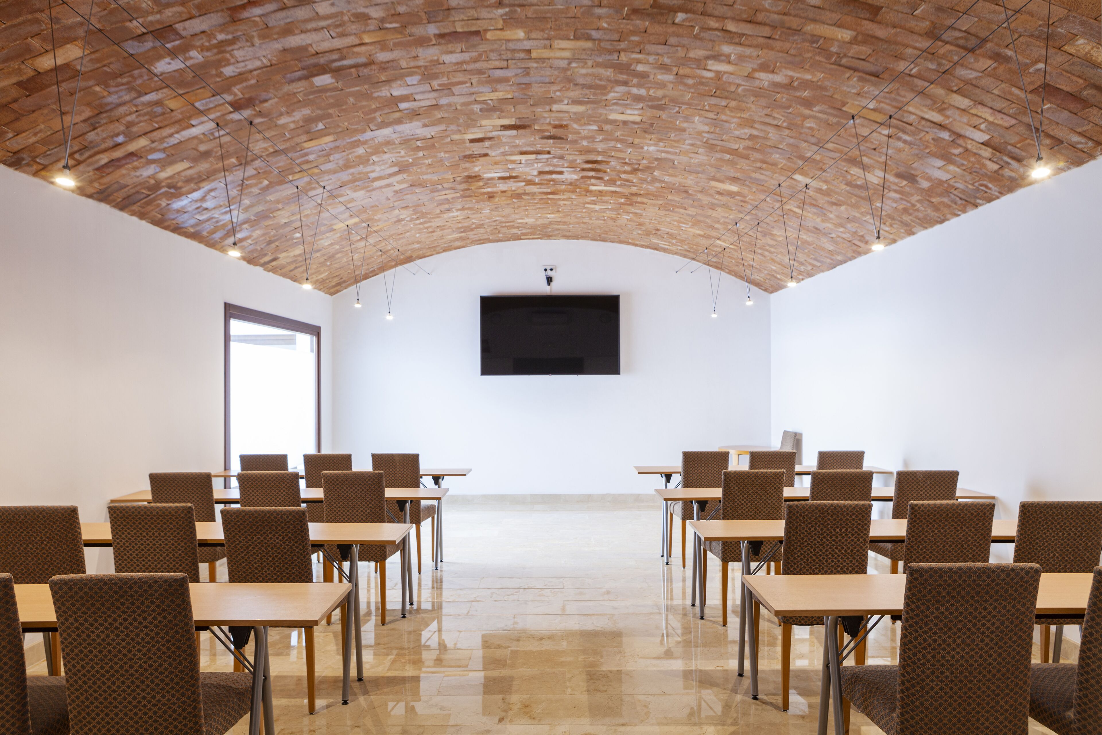 Ad Hoc Vitae Retreats & Health