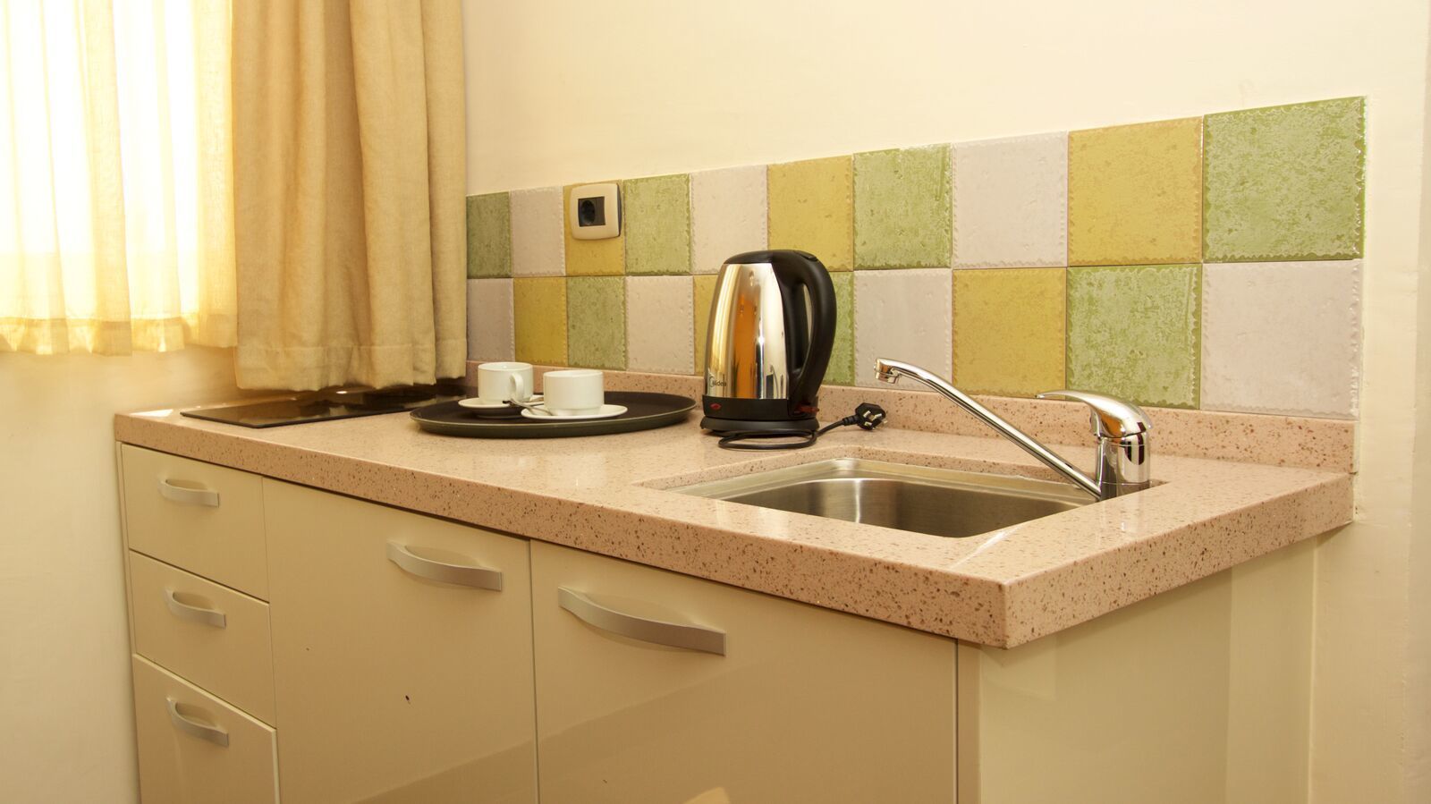 Bealeta Hotel Apartment