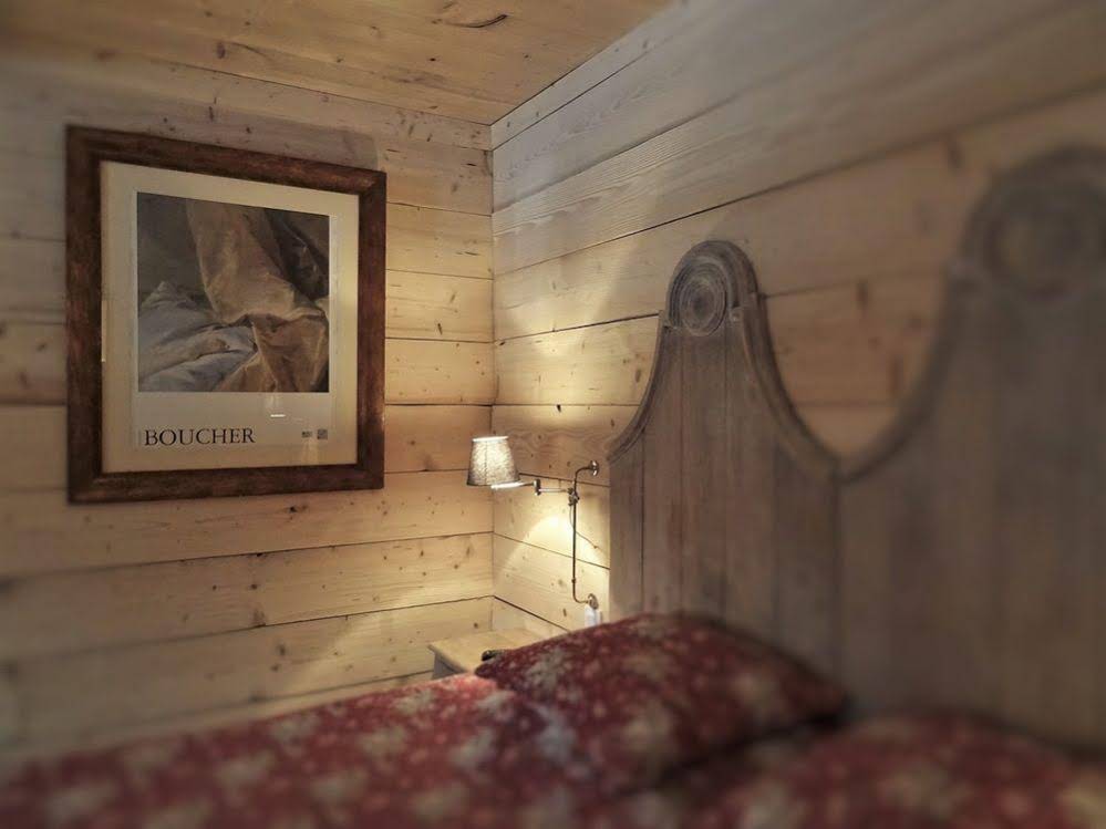 Auberge De La Poulcière