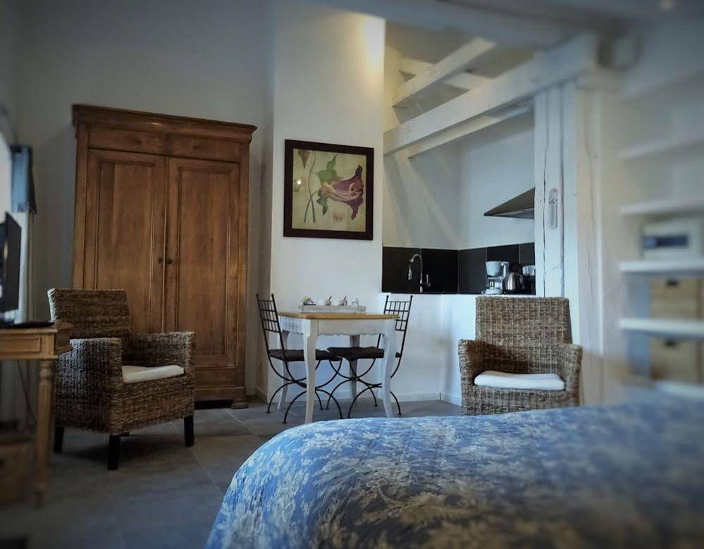 Auberge De La Poulcière