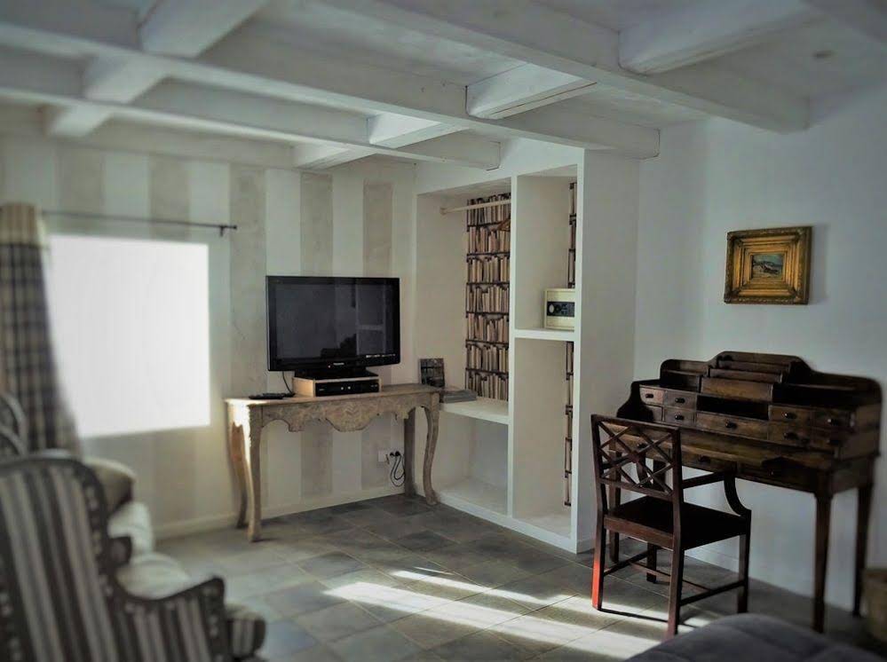 Auberge De La Poulcière