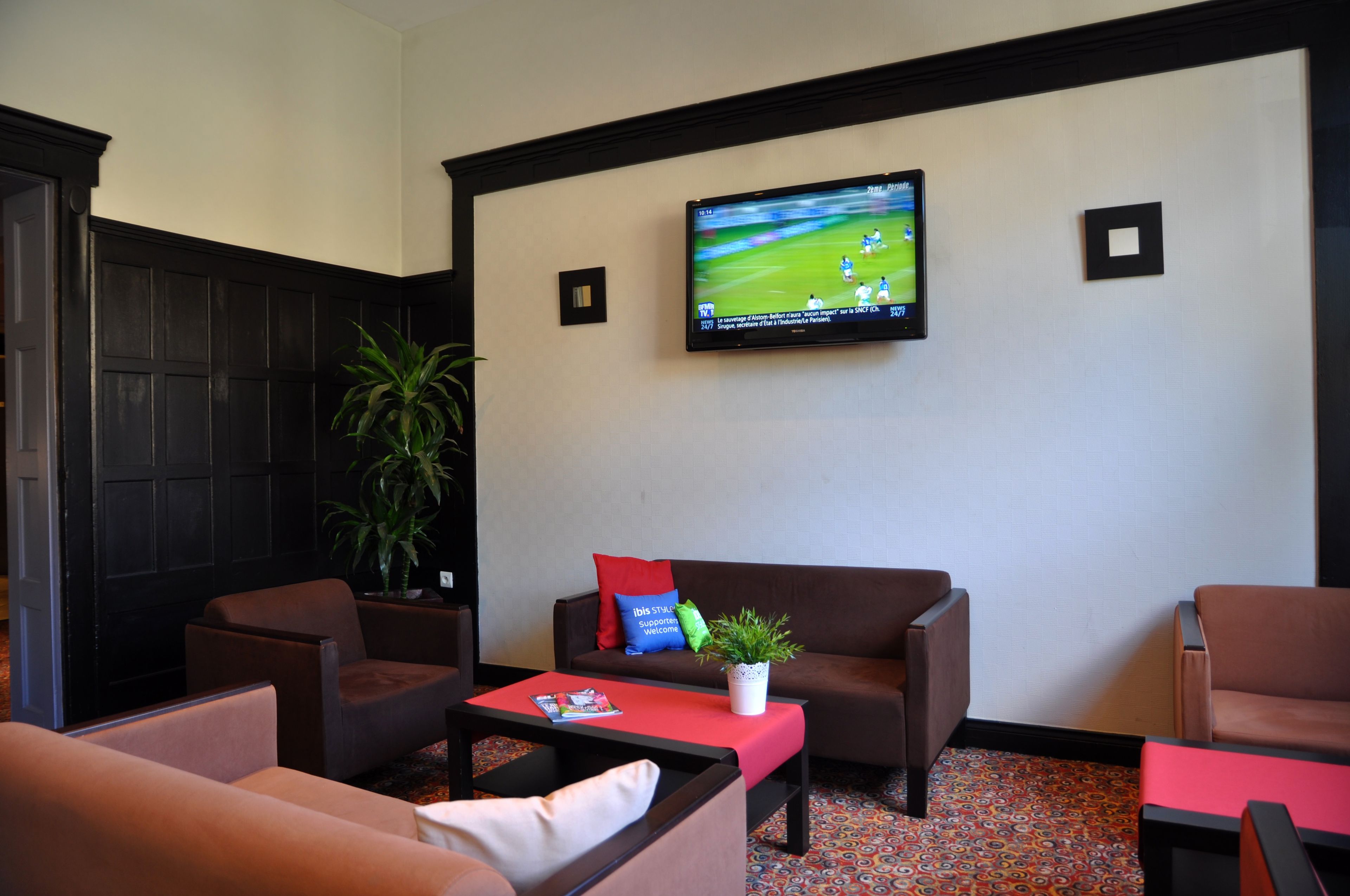 Ibis Styles Metz Zentrum Bahnhof