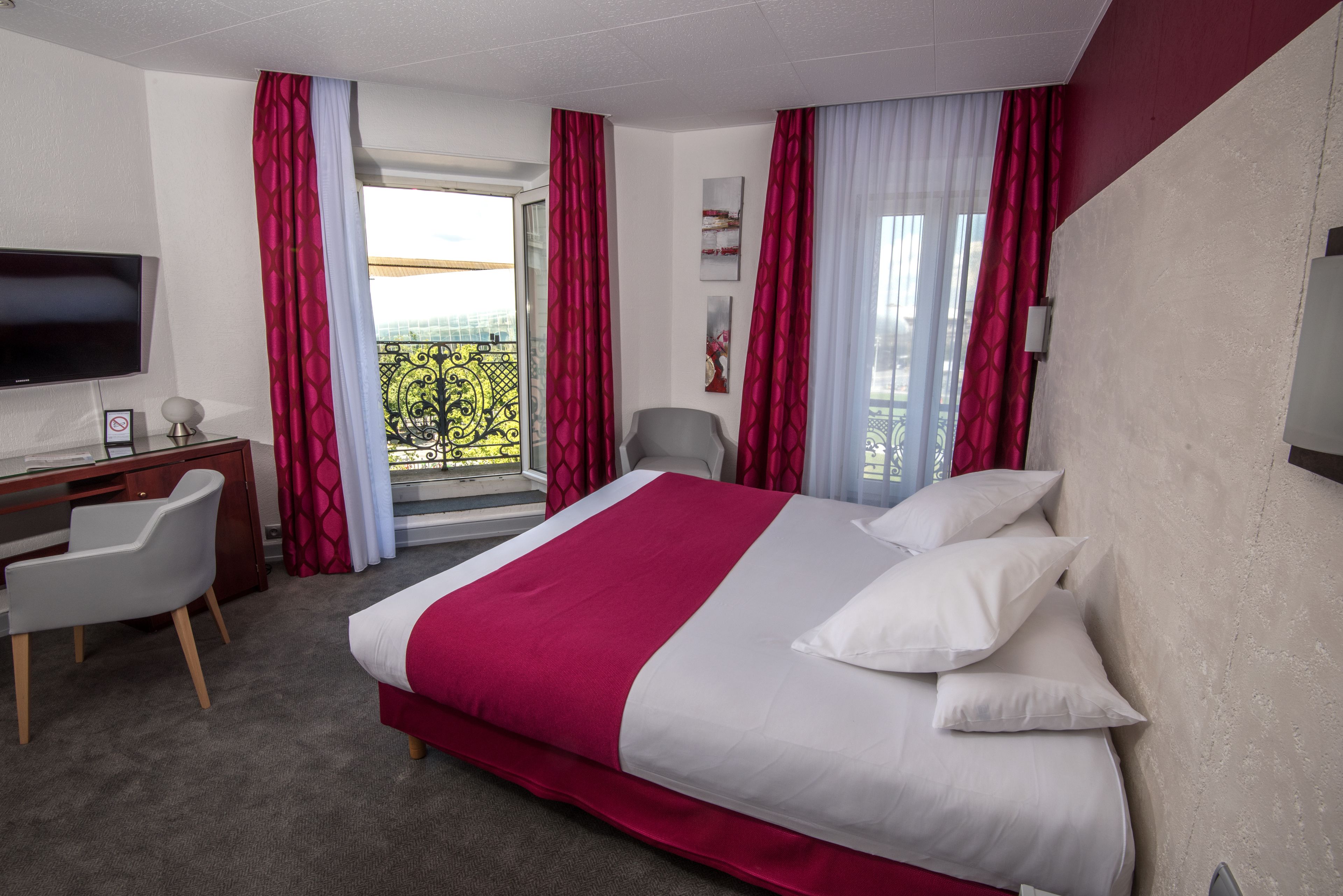 The Originals Bristol Strasbourg Centre Gare