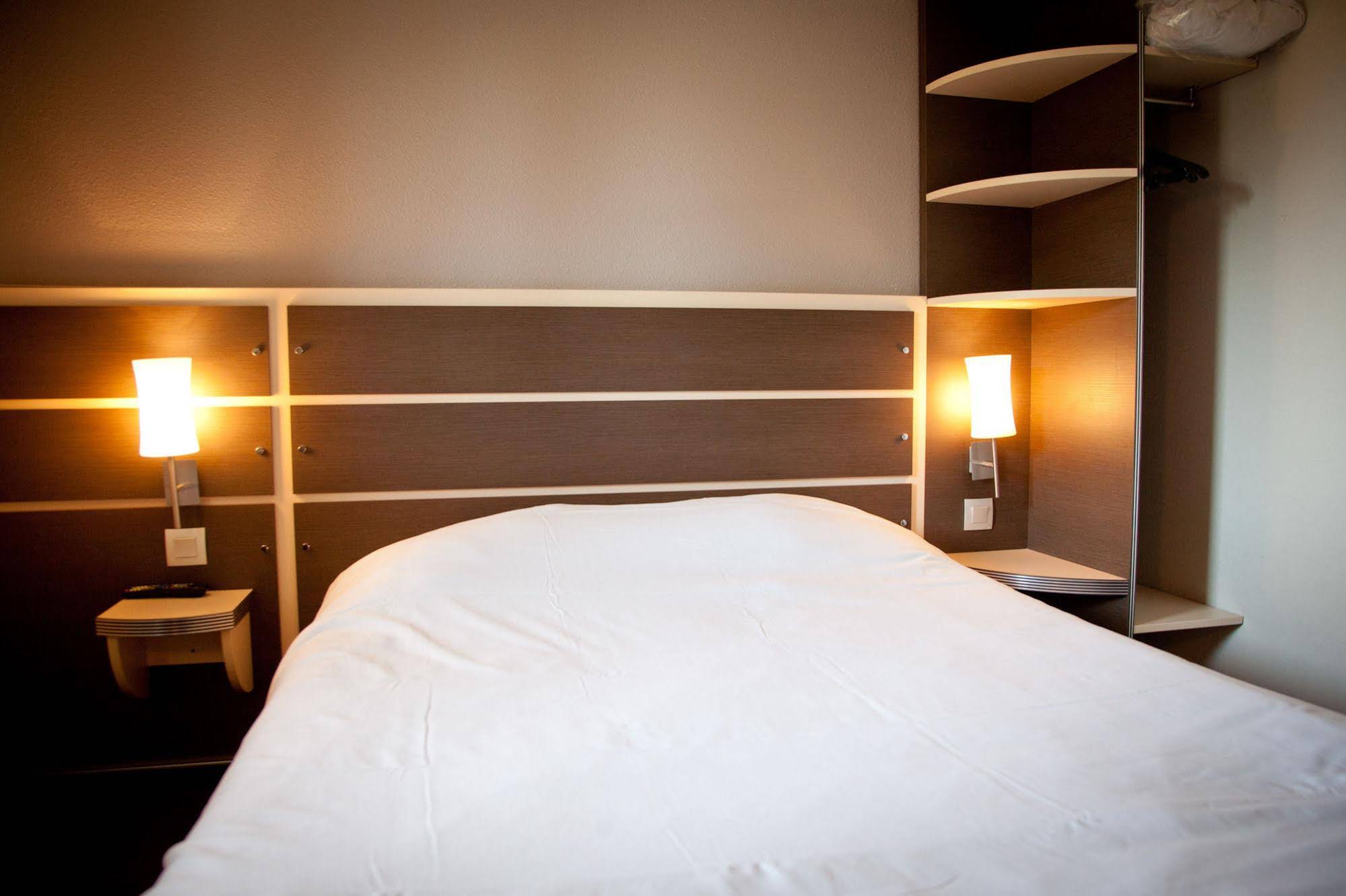 B&B Hôtel Pau Zénith