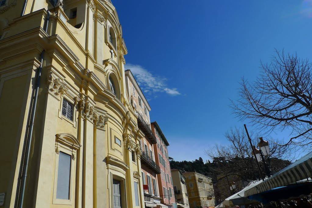 Guesthouse Emma Tiranty