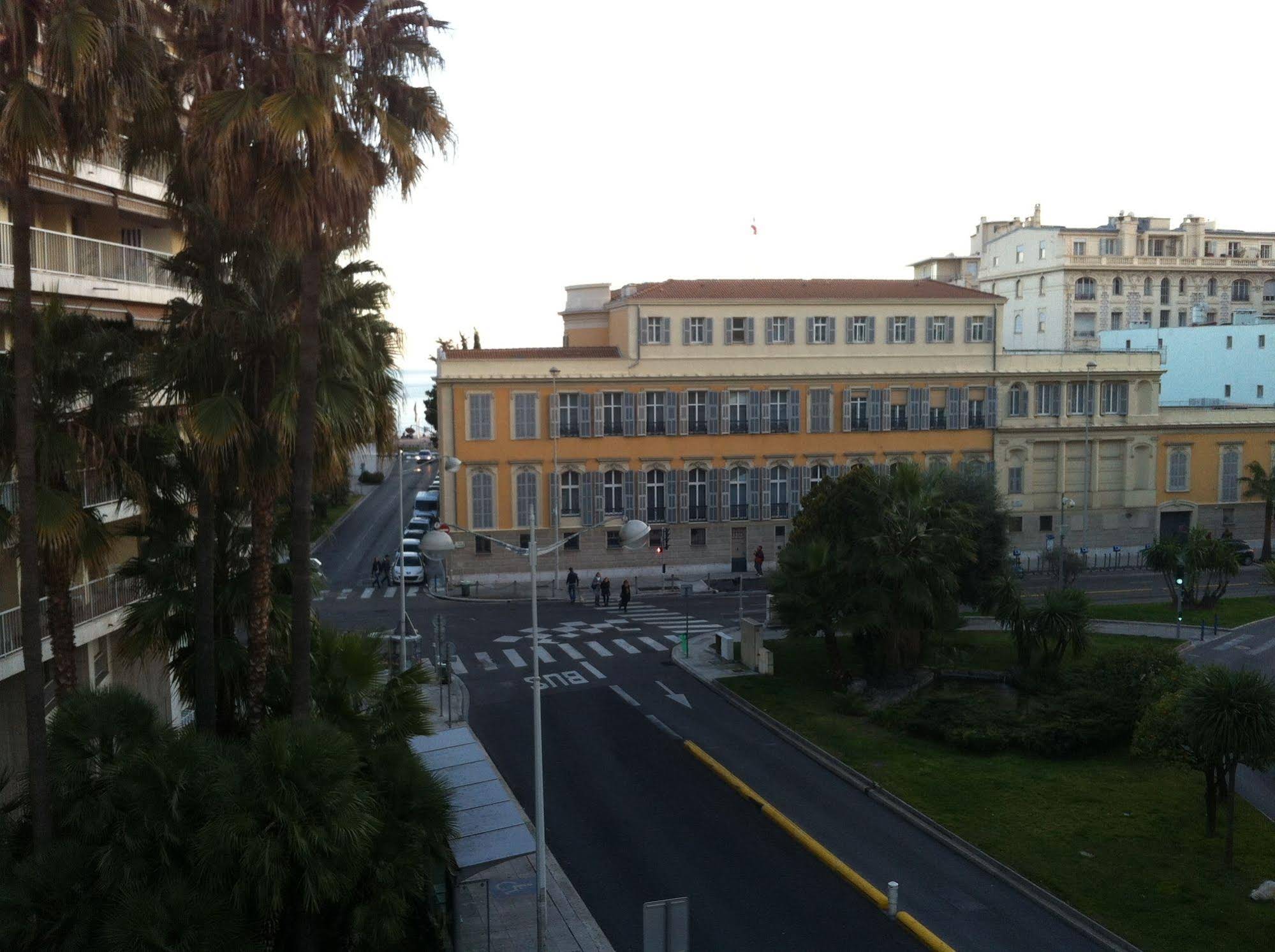 Hotel Carlone