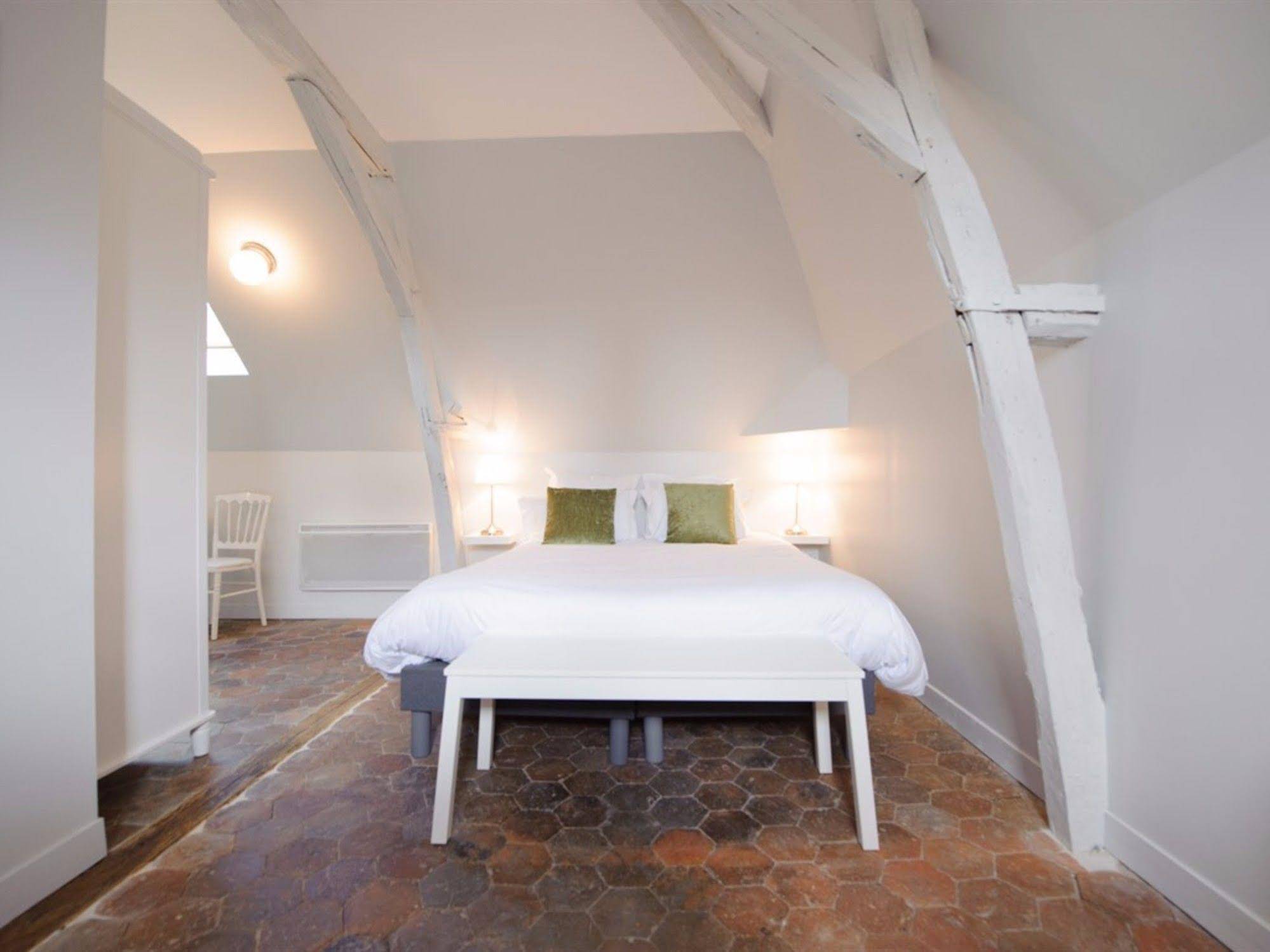 Villa Clément Sens Appart’hôtel