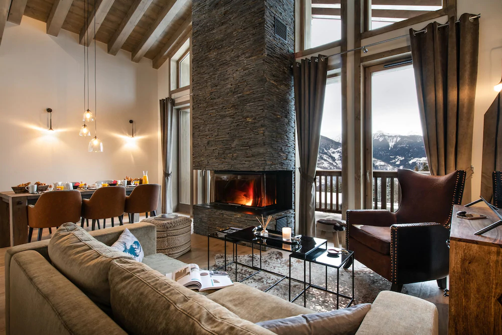 Yellowstone Lodge