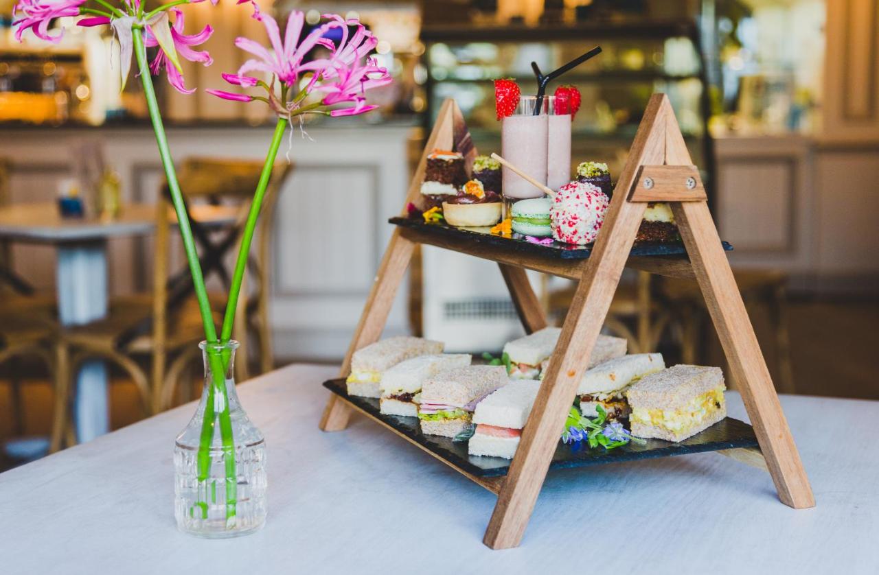 Fermain Valley Hotel