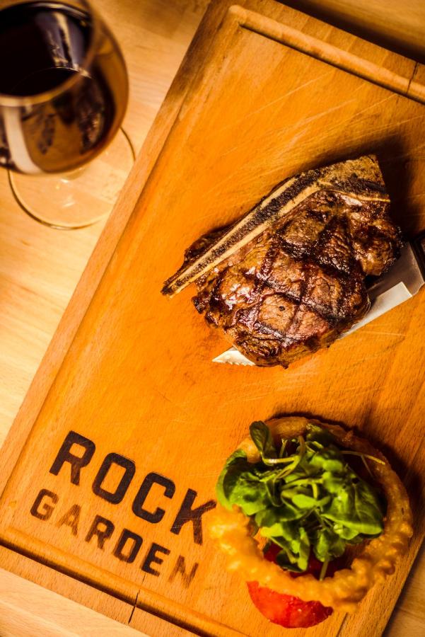 Fermain Valley Hotel