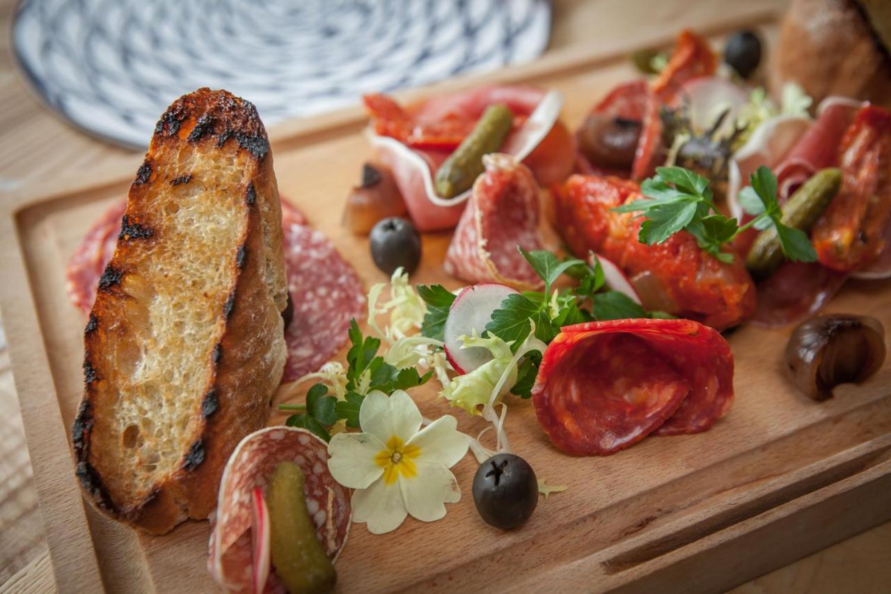 Fermain Valley Hotel