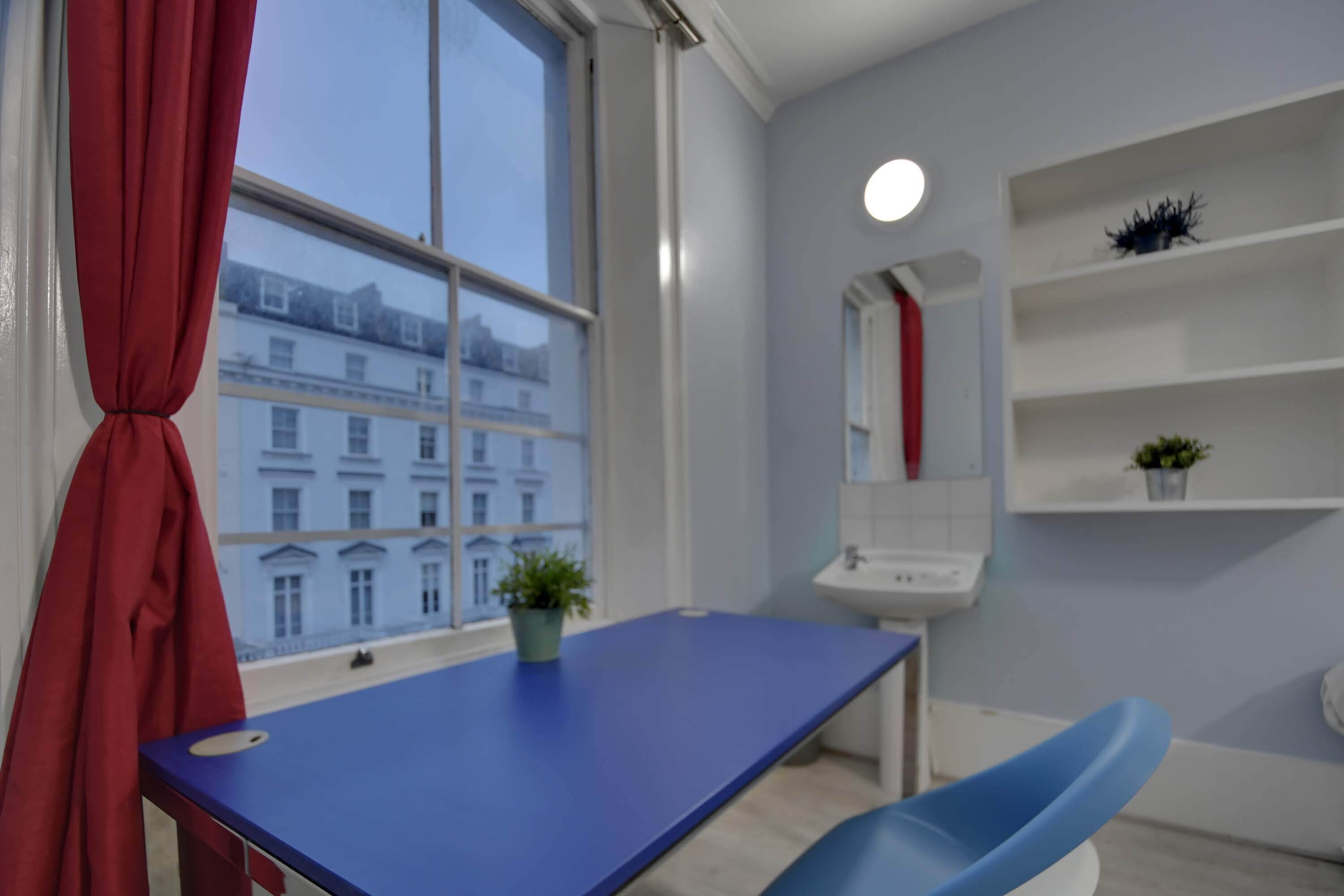 Astor Victoria Hostel