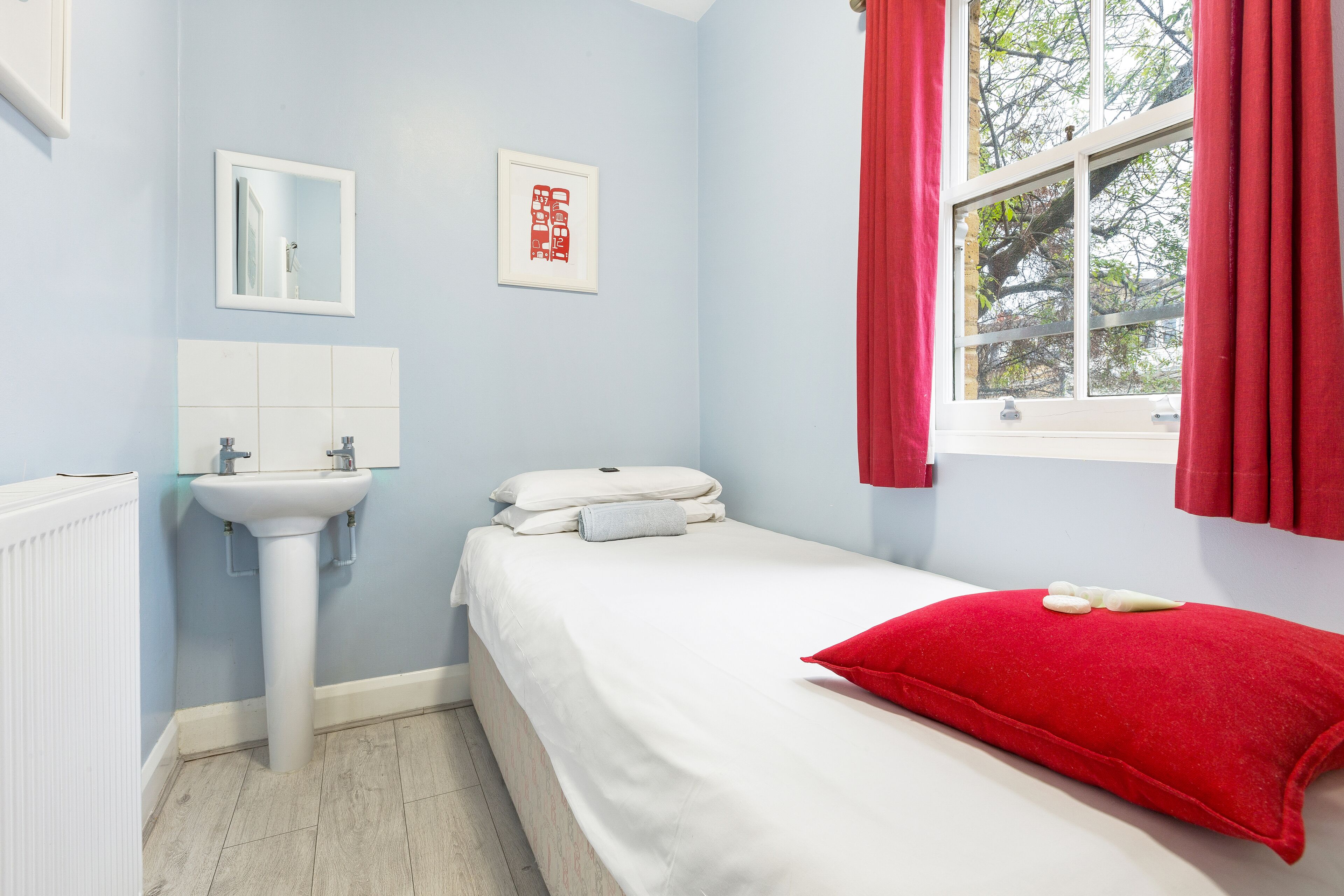 Astor Victoria Hostel