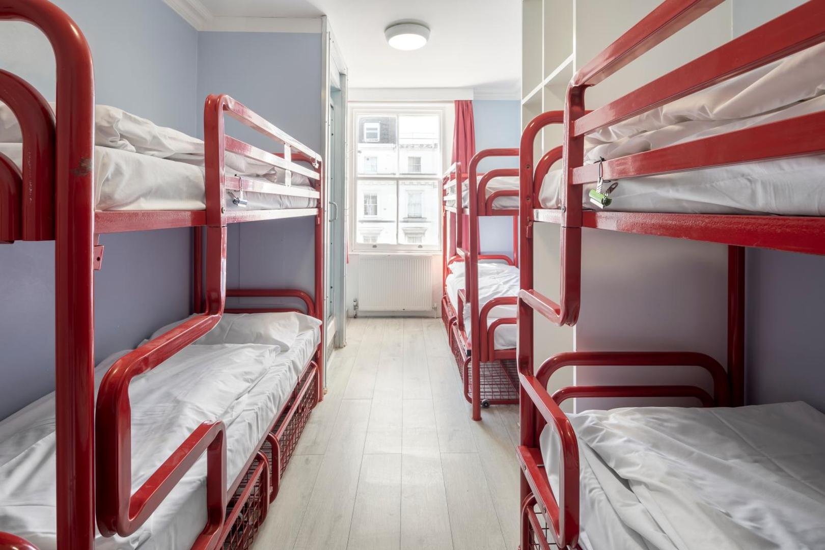 Astor Victoria Hostel