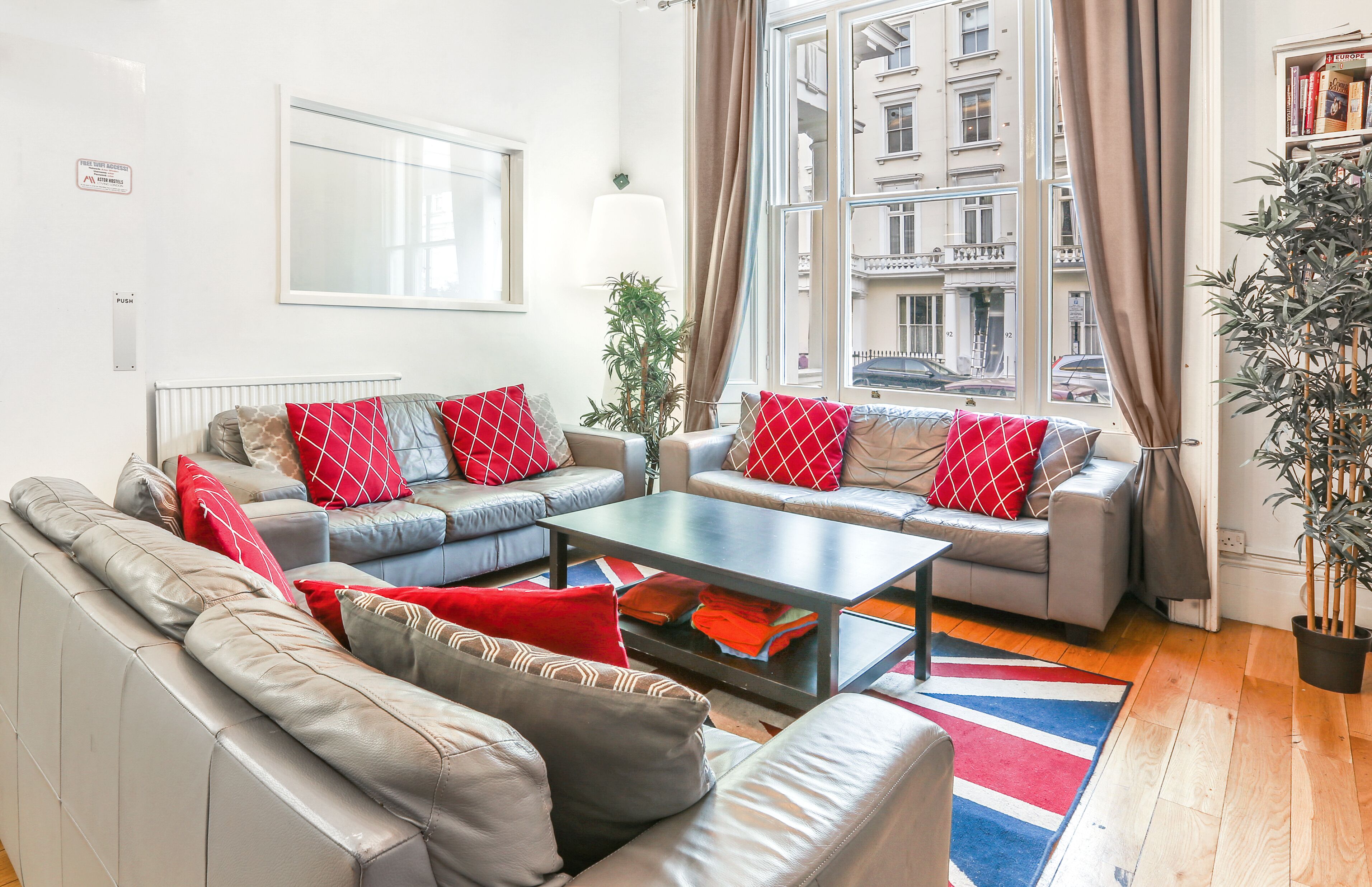 Astor Victoria Hostel