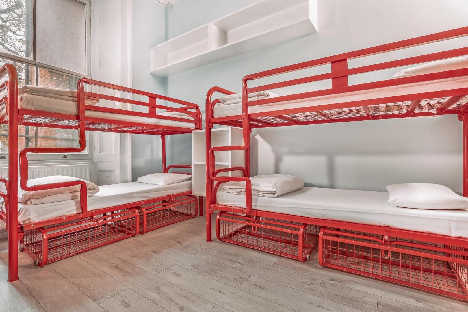 Astor Victoria Hostel