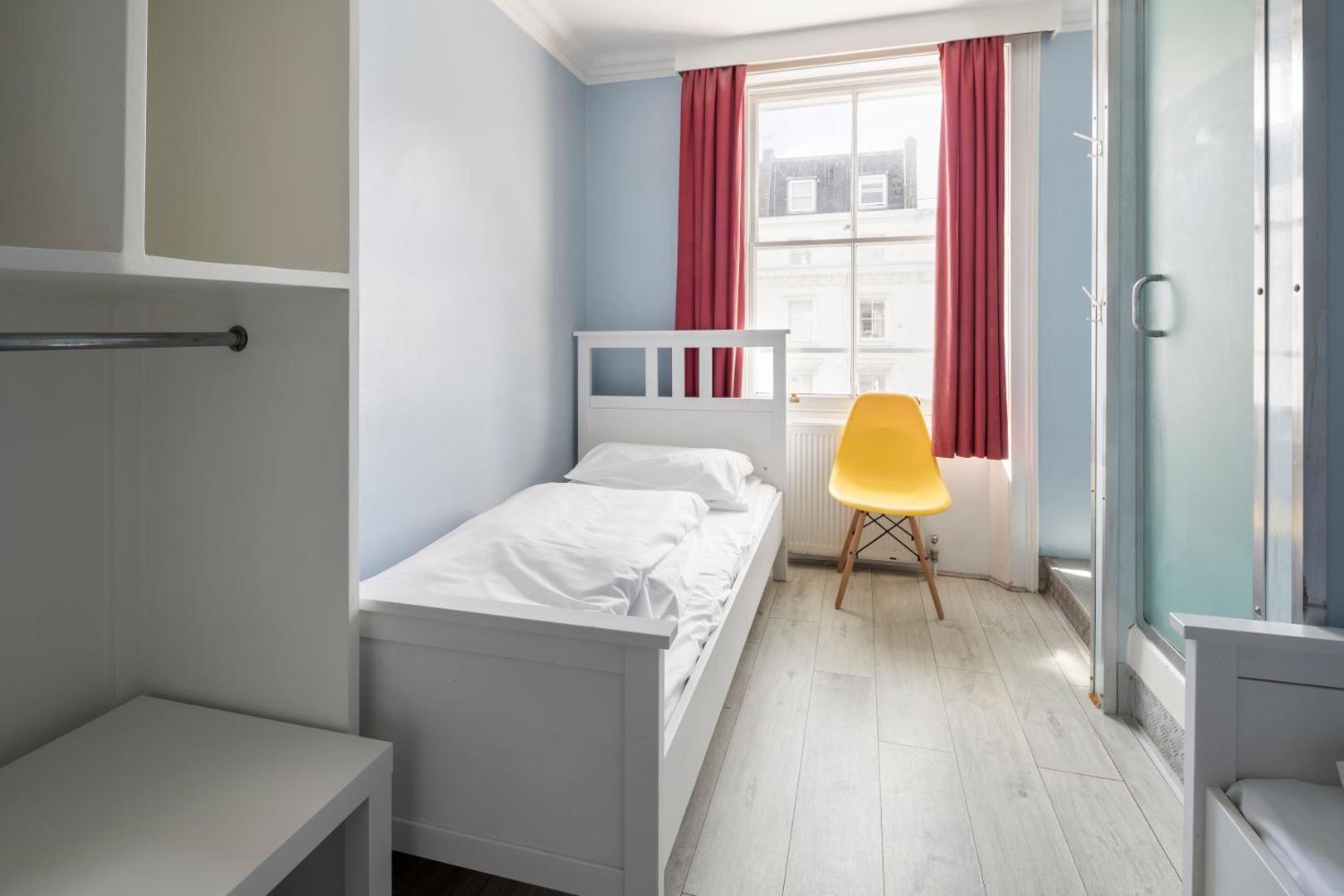 Astor Victoria Hostel