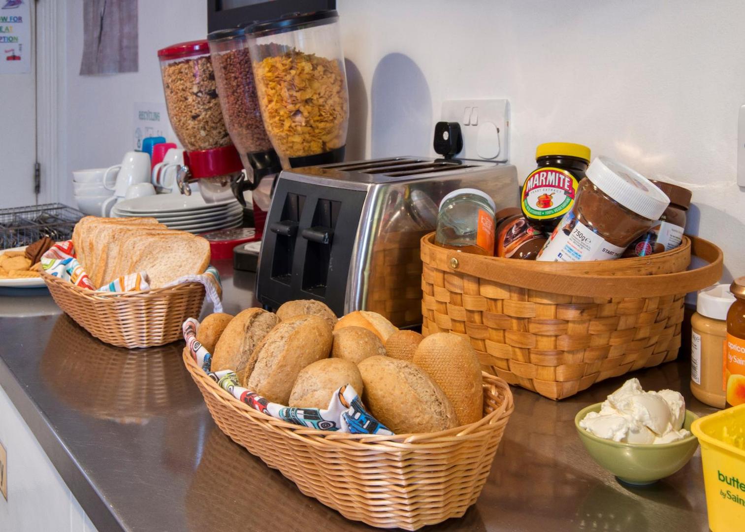 Astor Victoria Hostel