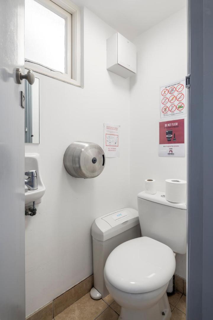 Astor Victoria Hostel