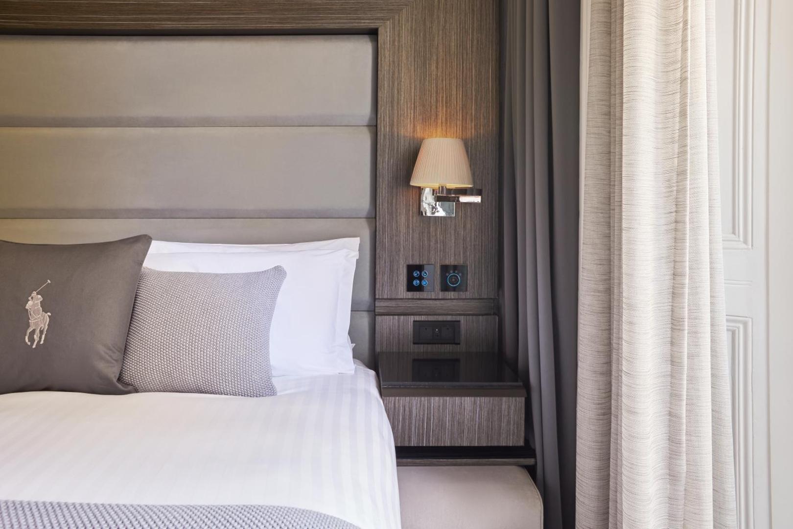 Eccleston Square London