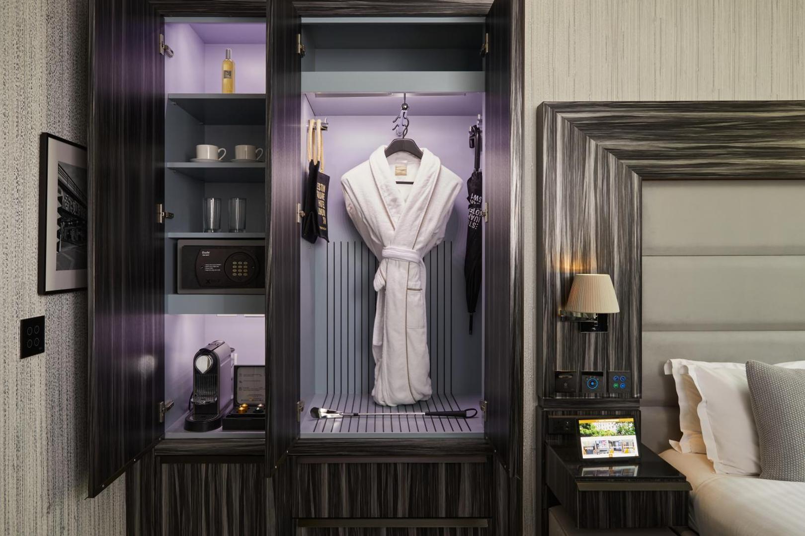 Eccleston Square London