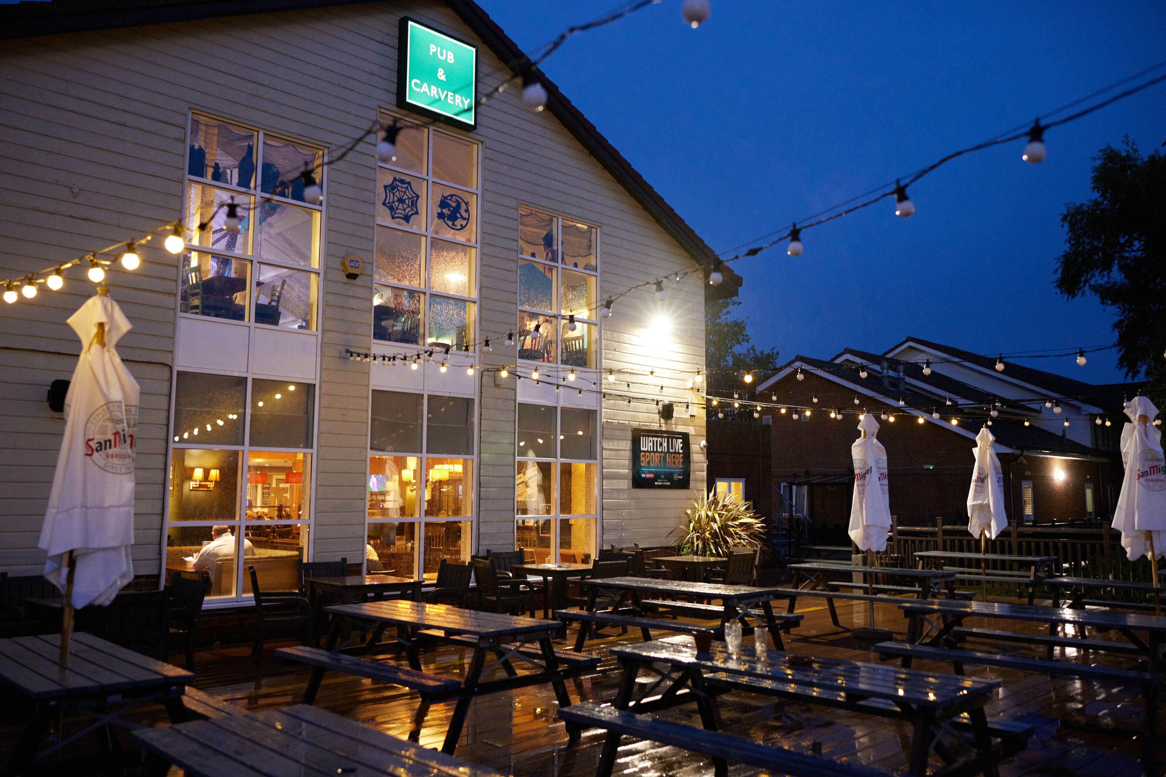 The Quays - A Greene King Pub & Carvery Pub