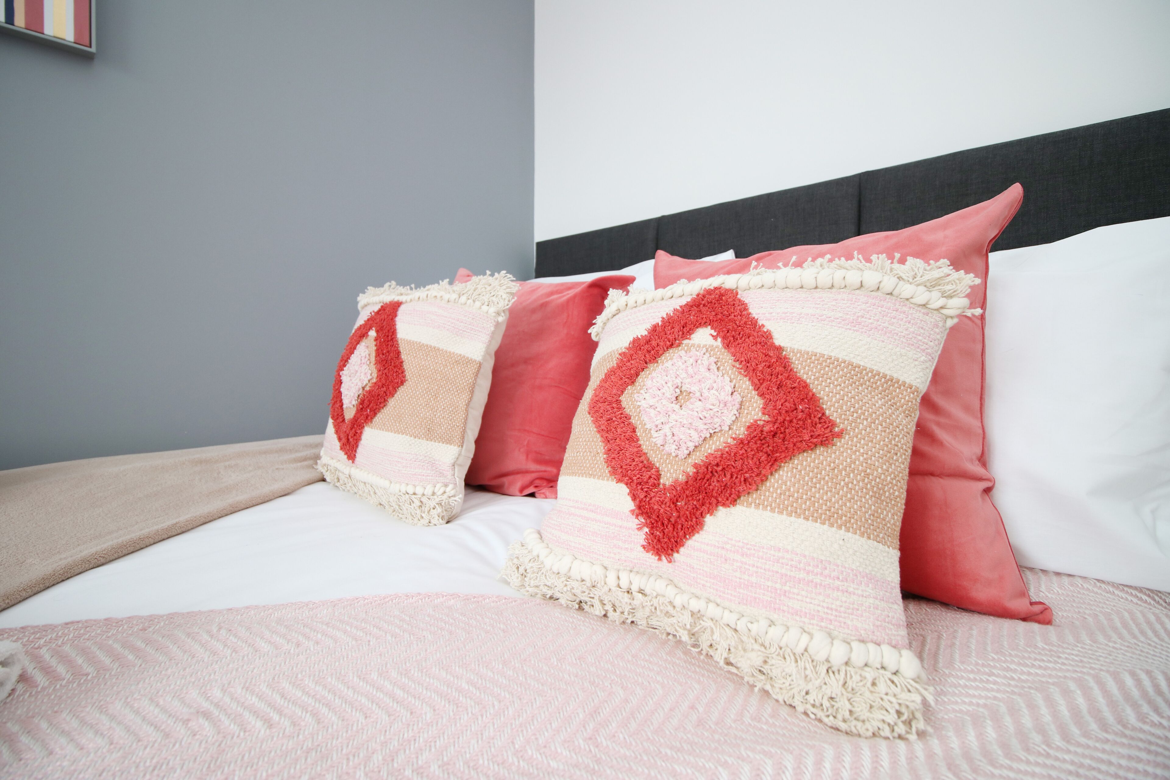 Gwent House By Ty SA