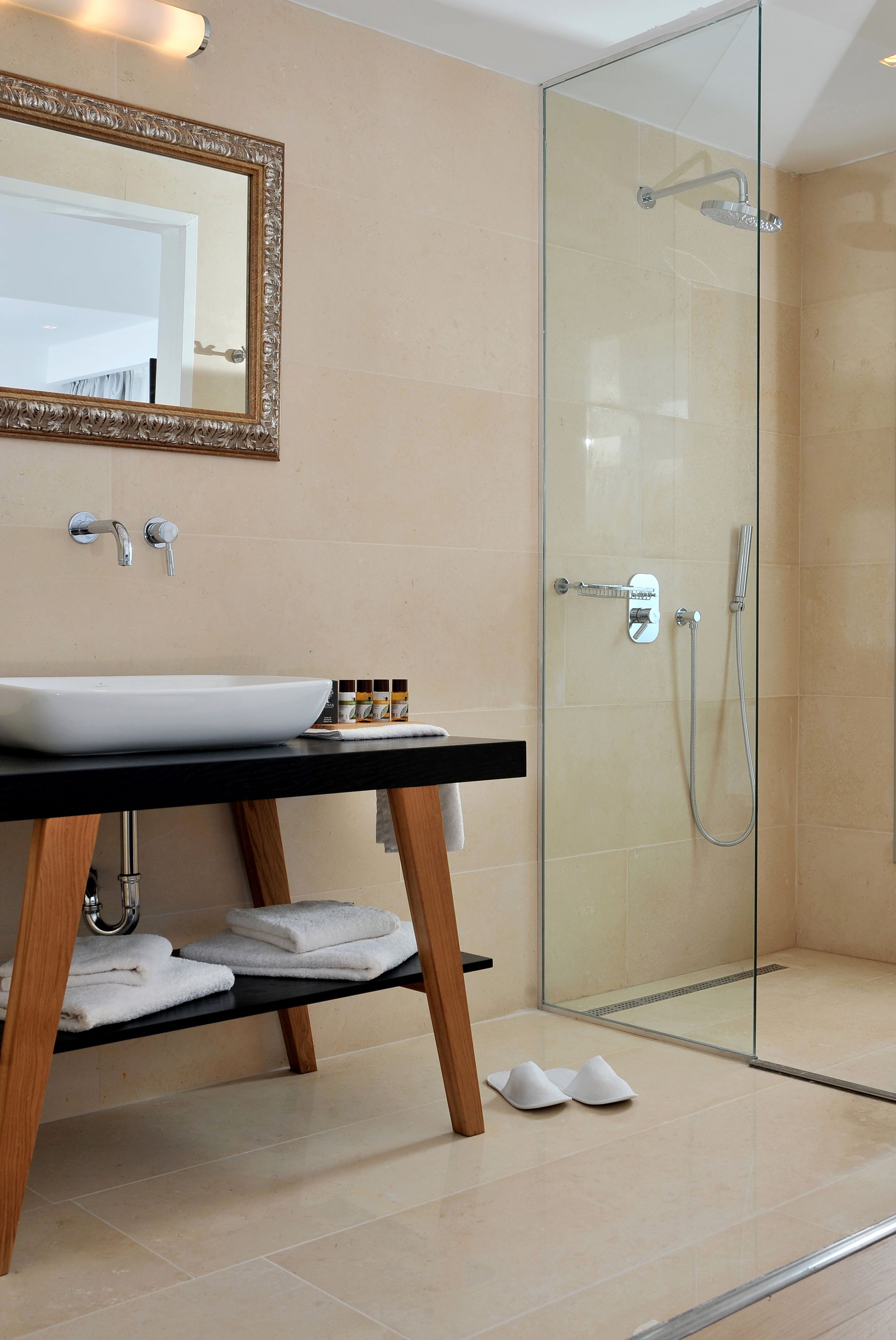 Athenaeum Grand Hotel