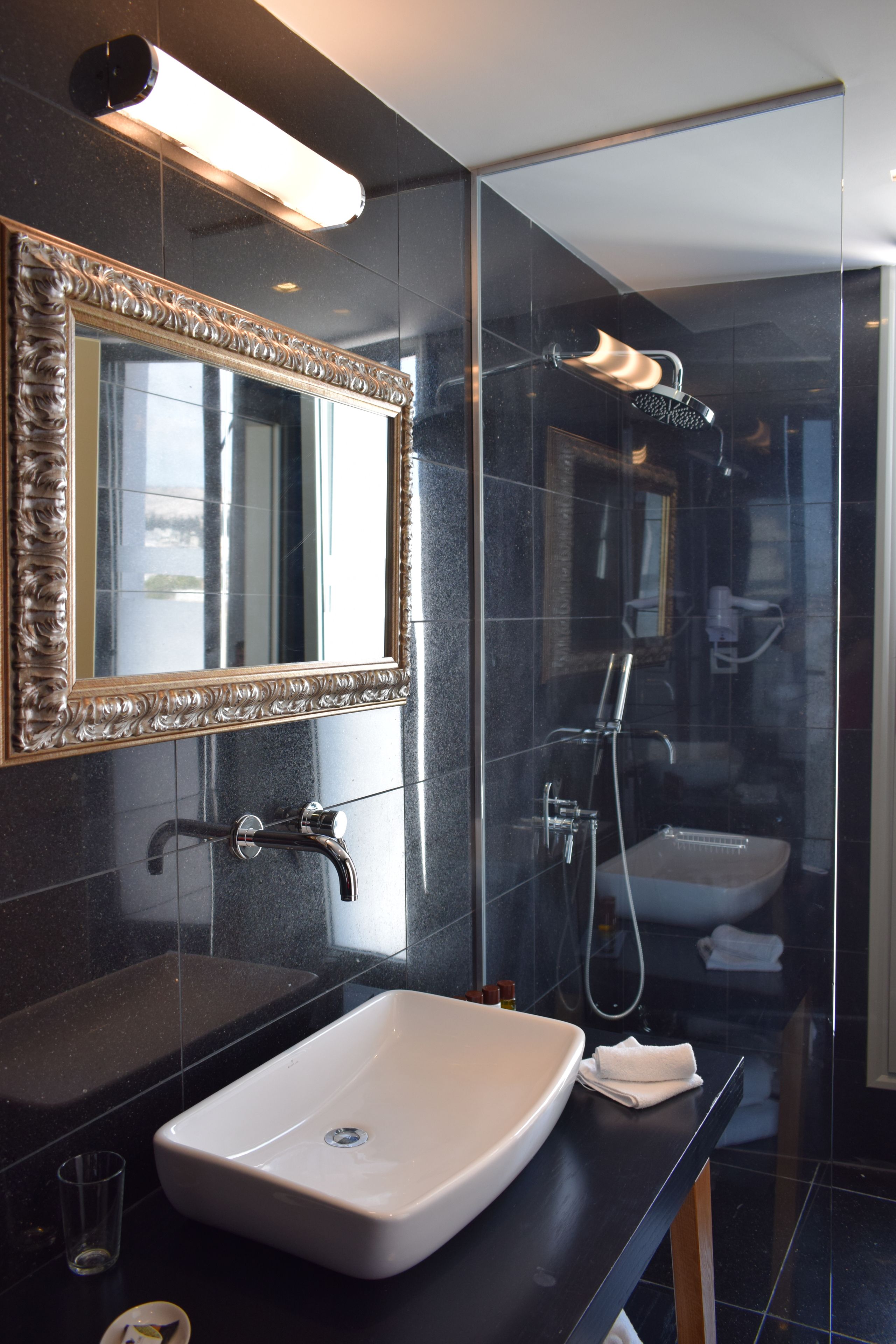Athenaeum Grand Hotel
