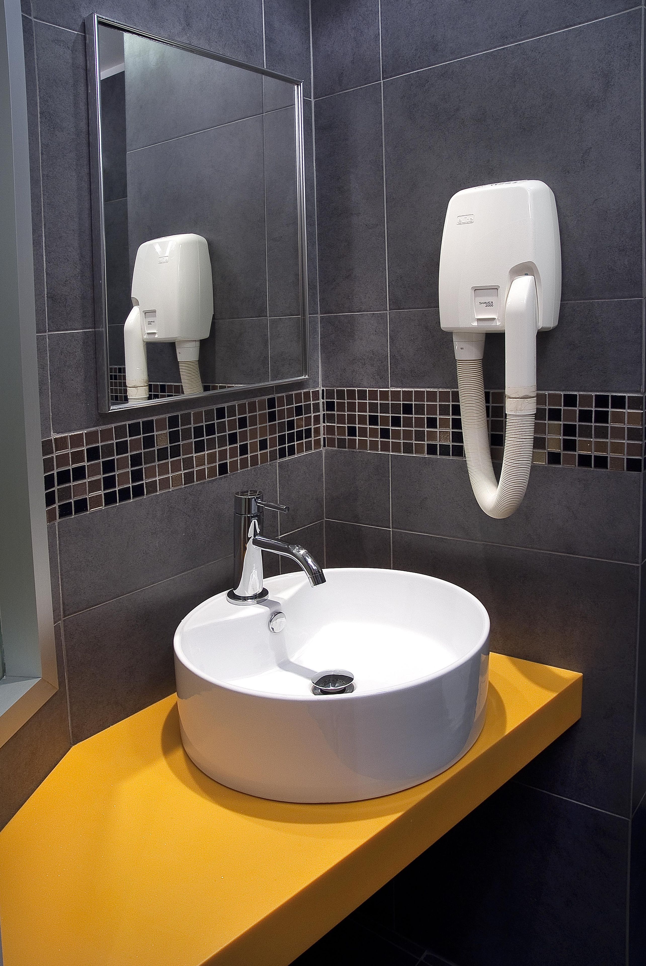 Amazon Hotel Athens