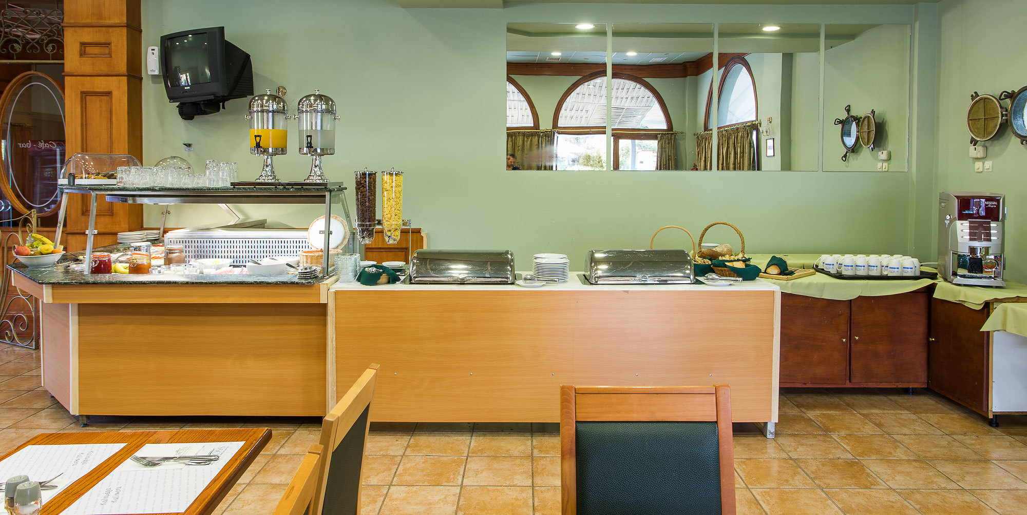 Paradise Inn