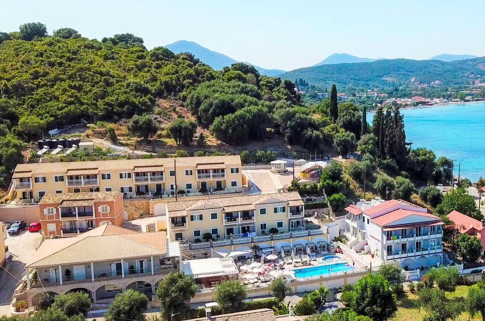 Loulass Village Aparthotel