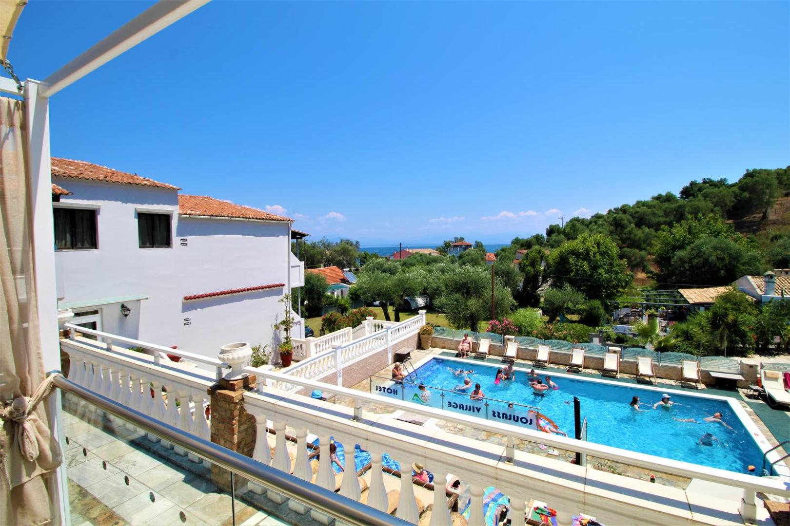 Loulass Village Aparthotel