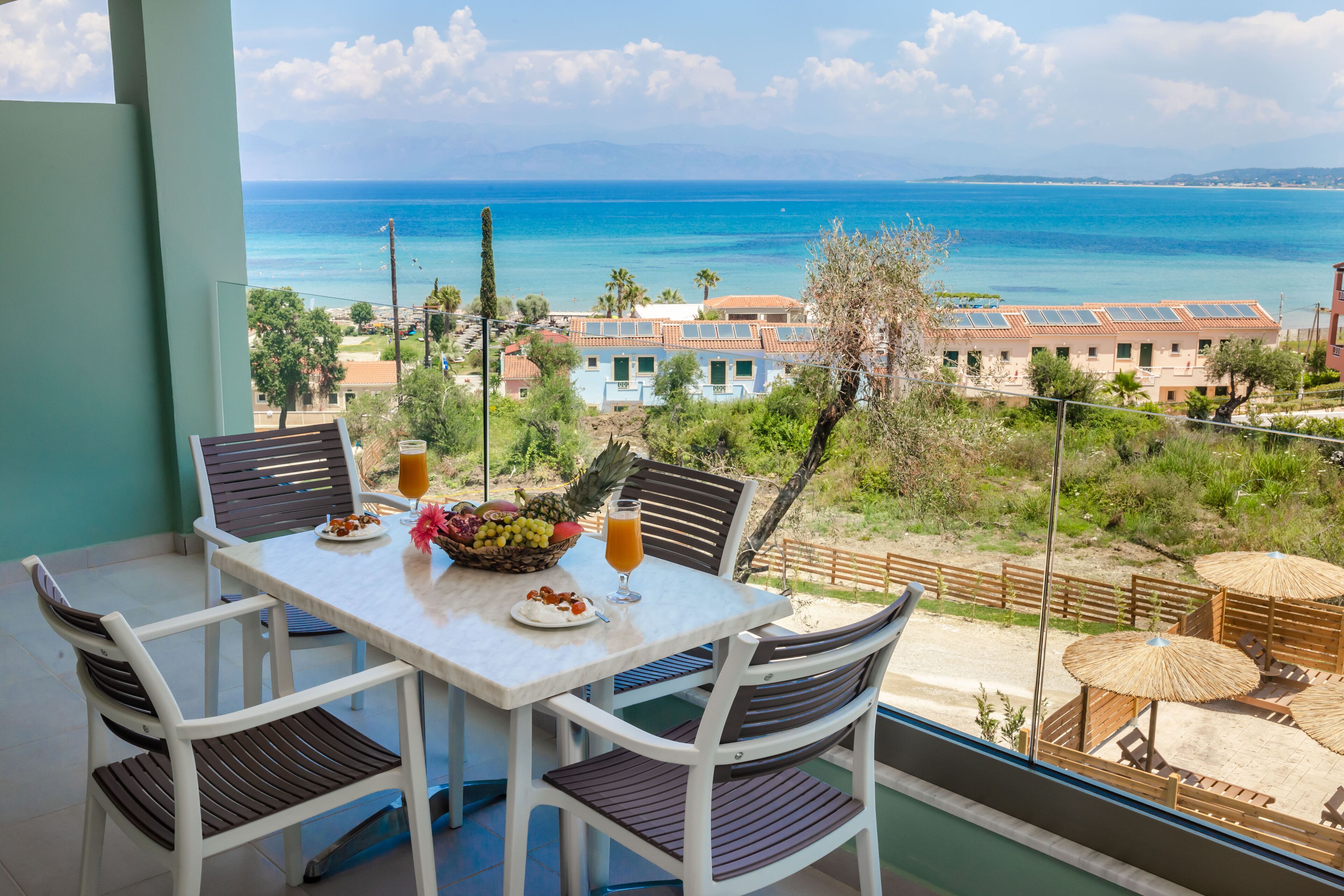 Robolla Beach Apart Hotel