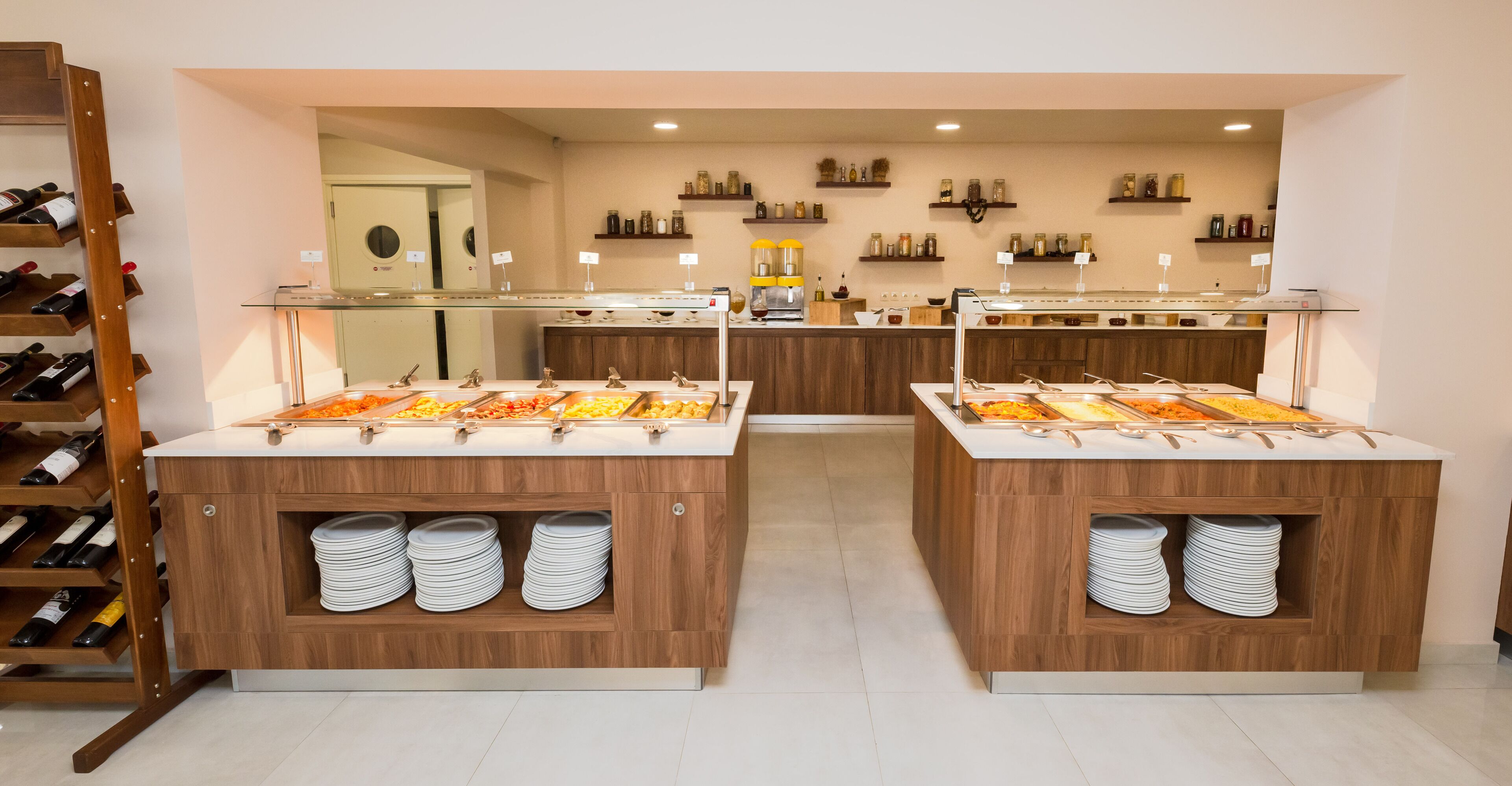 Robolla Beach Apart Hotel