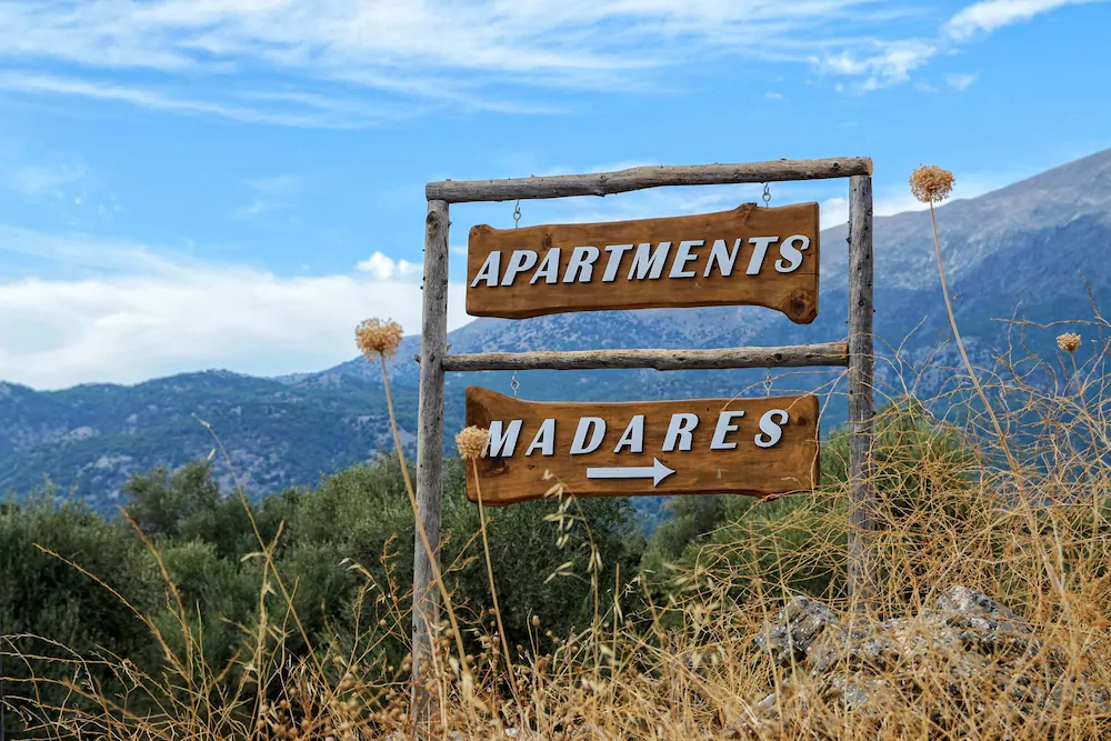 Apartments Madares