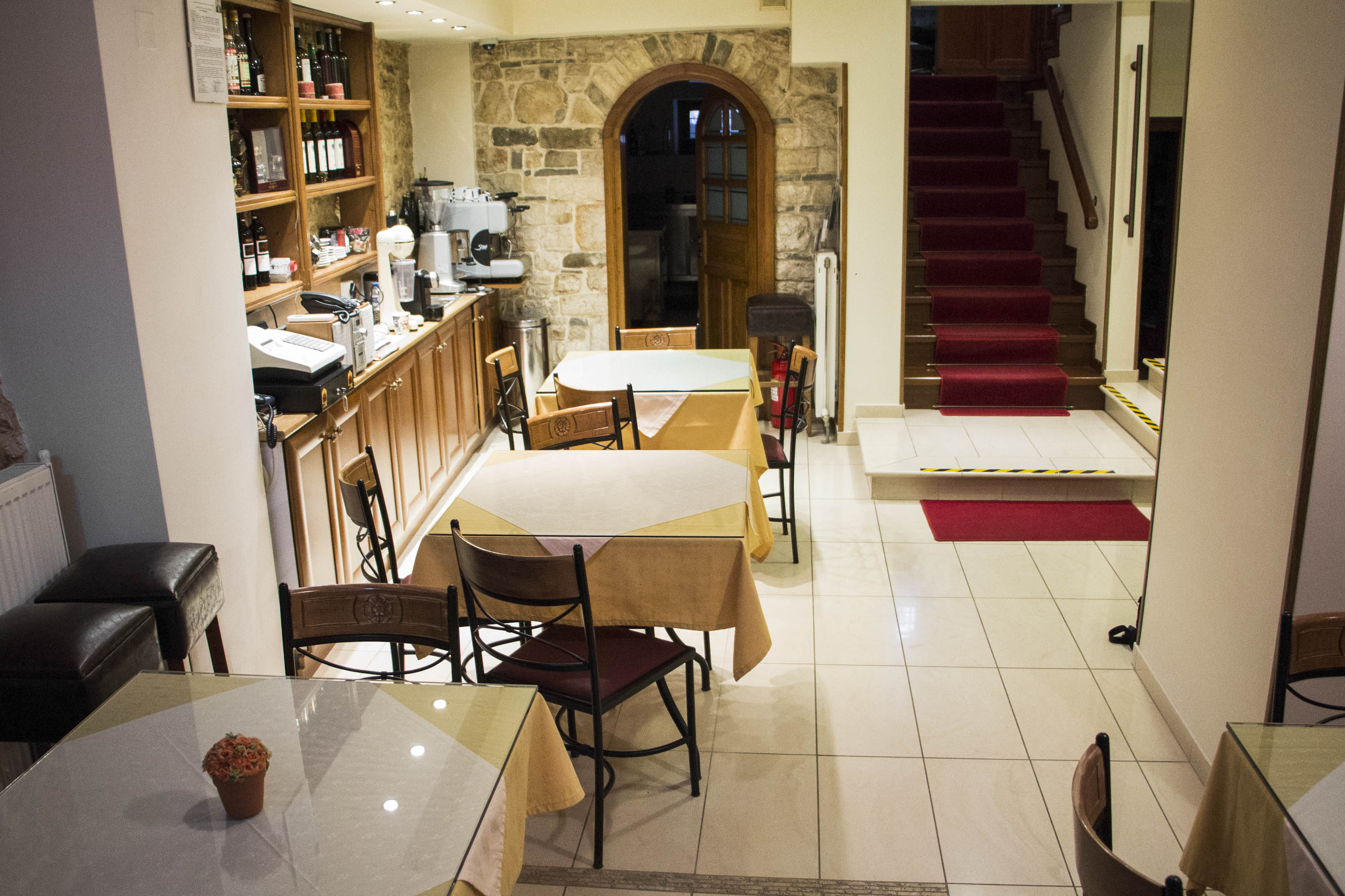 Hotel Kentrikon