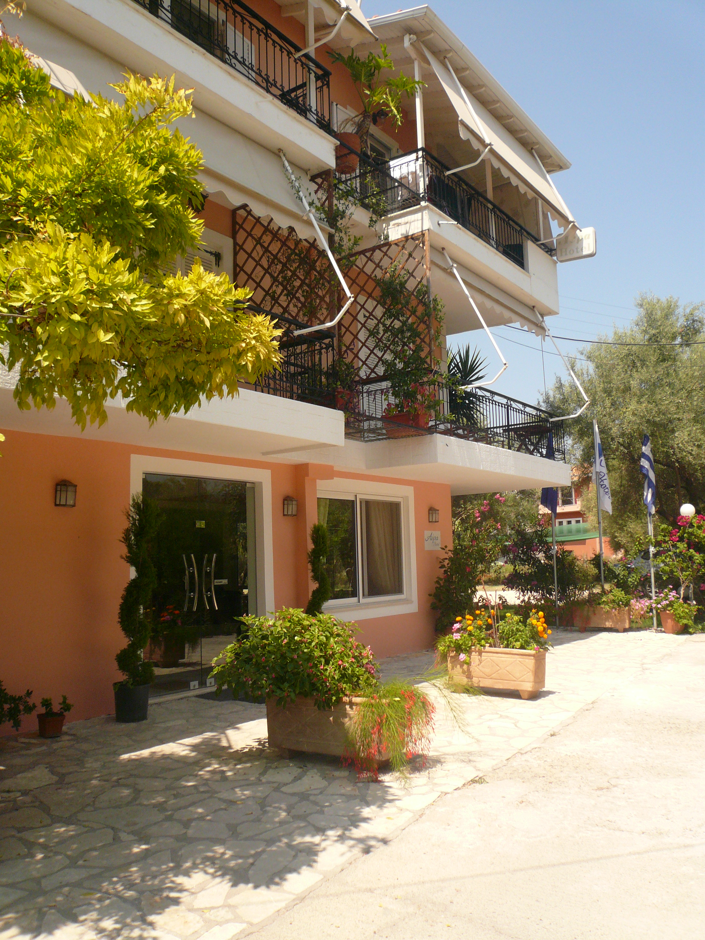 Avra Hotel