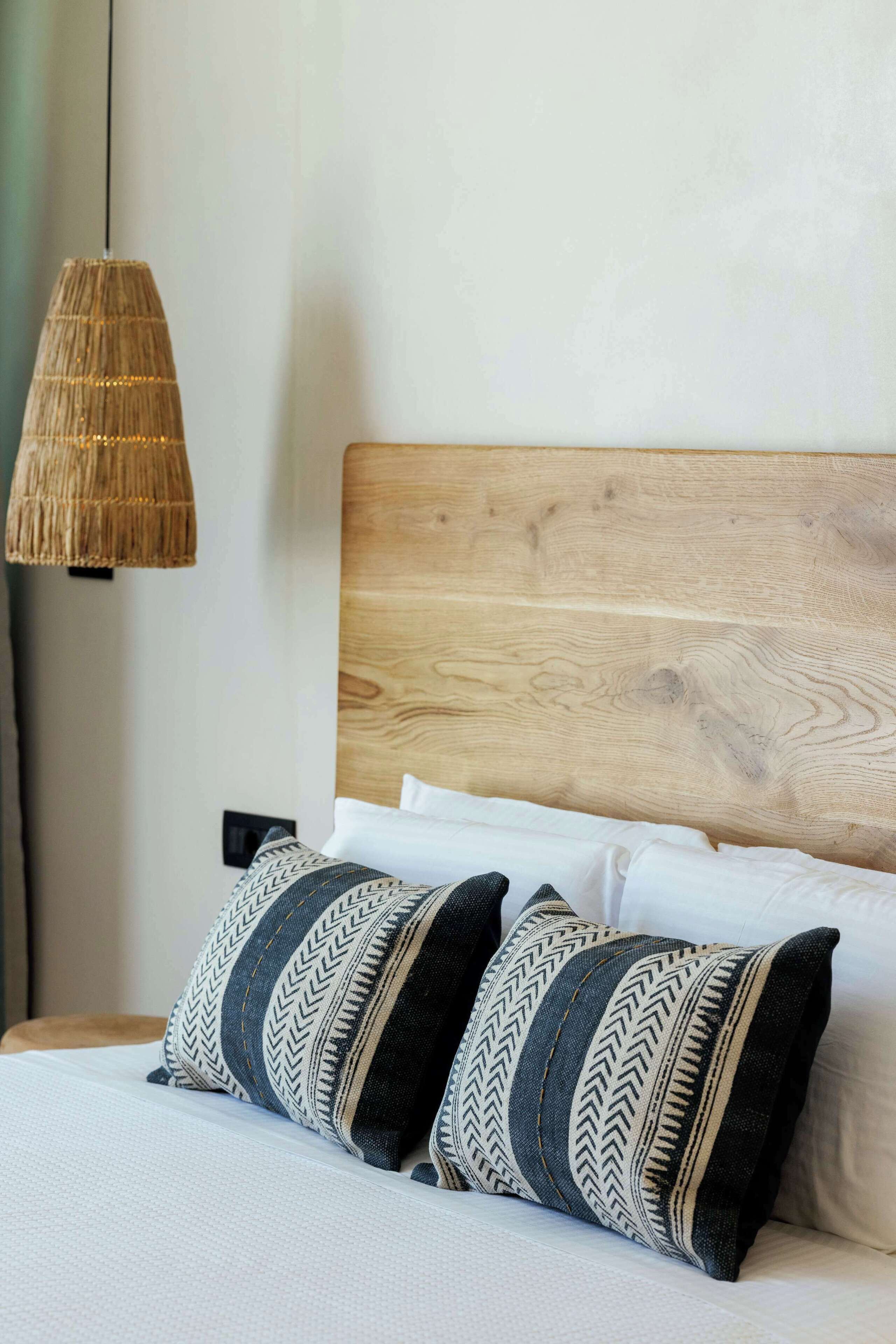 Ostrako Beachside Suites