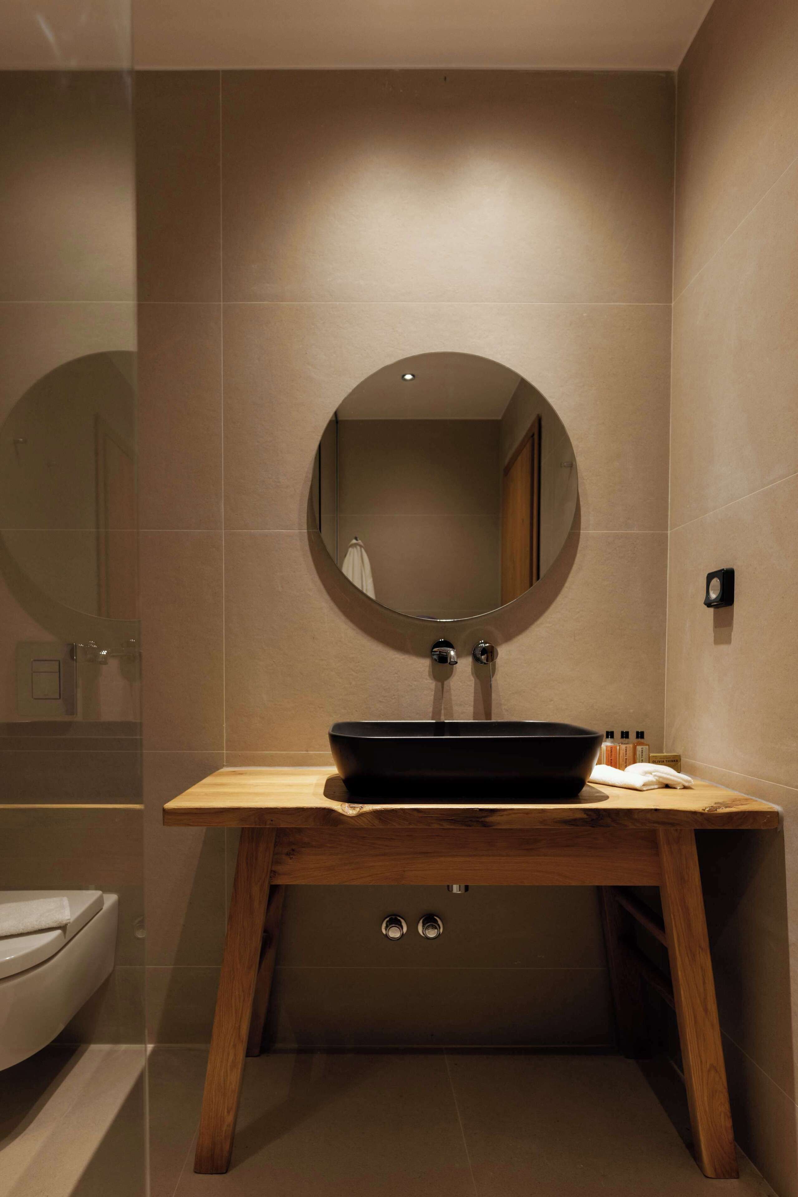 Ostrako Beachside Suites