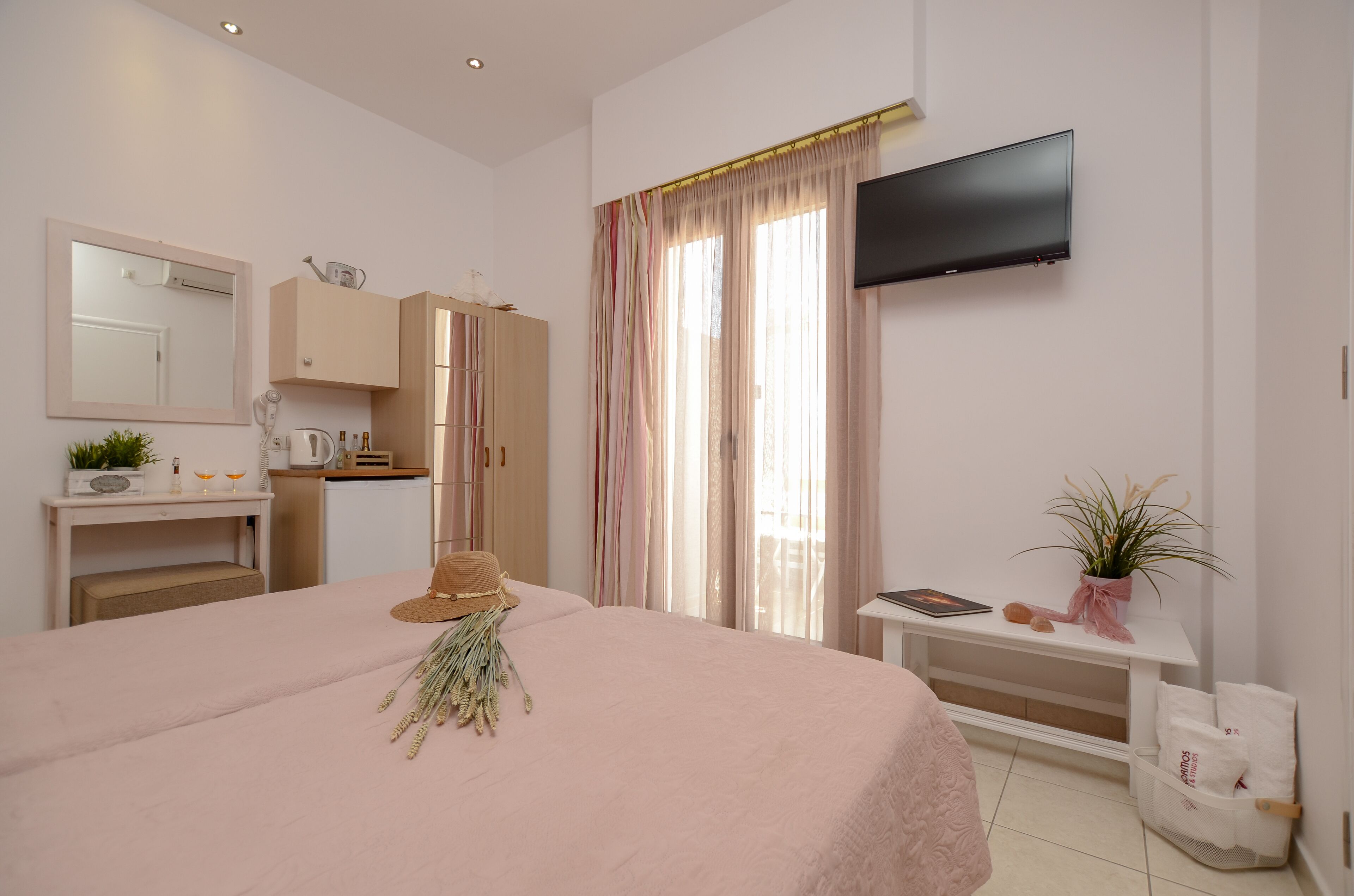 Panormos Hotel Naxos