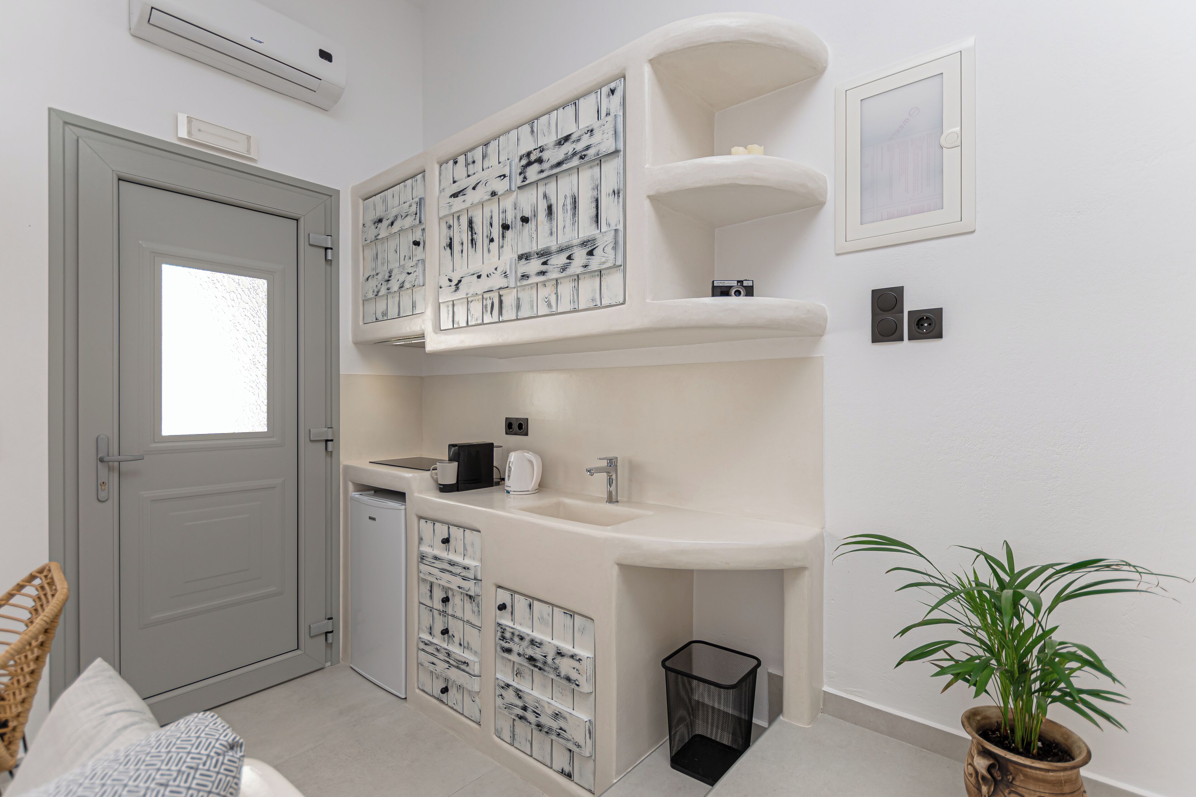 Adama's Suites Naxos