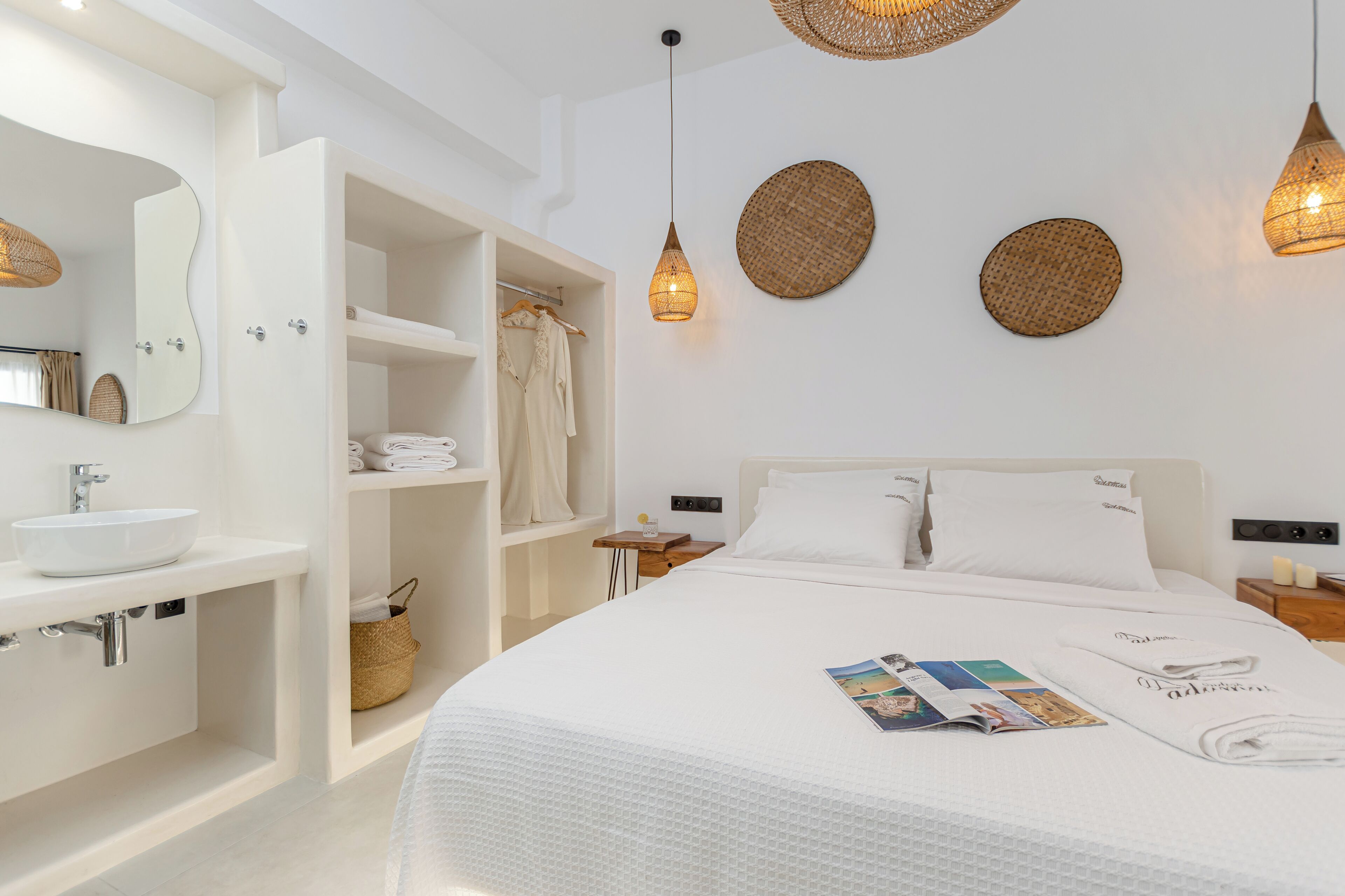 Adama's Suites Naxos