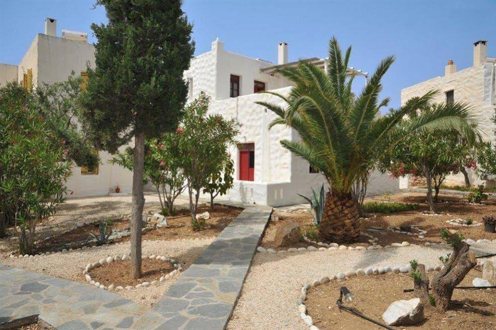 Anezina Village Traditional Apartments