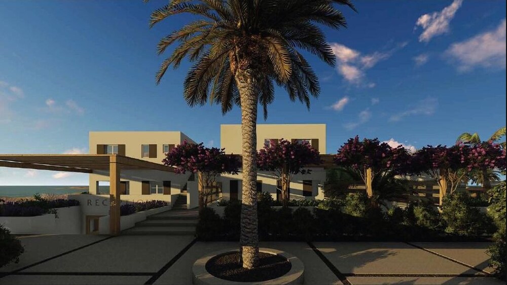 Seesoo Paros Beachfront Resort