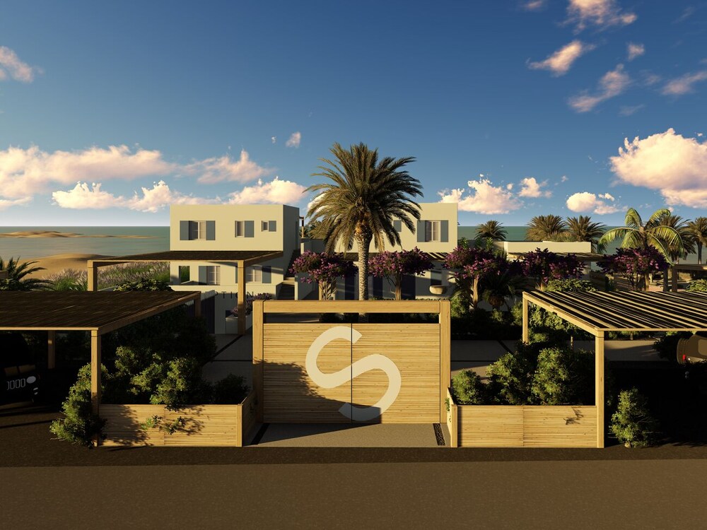 Seesoo Paros Beachfront Resort